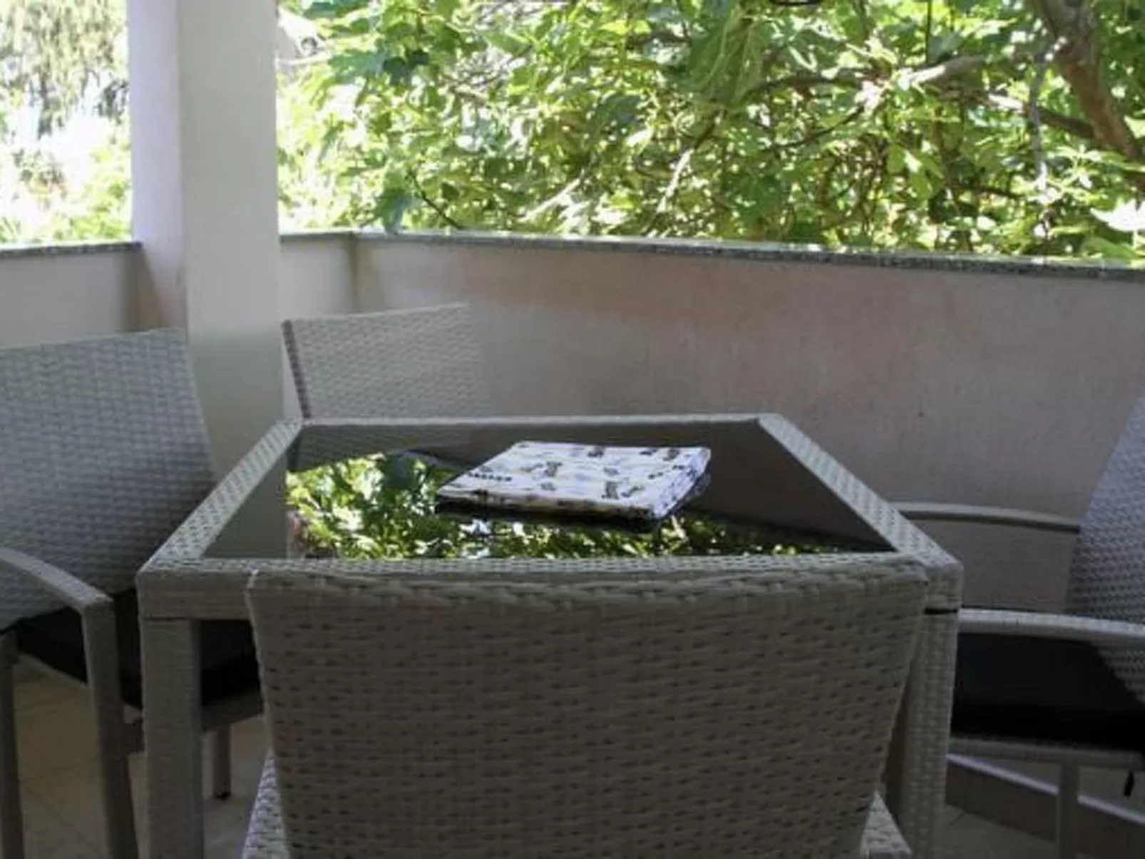 Wohnung im ersten Stock mit Blick aufs Wasser-Buiten