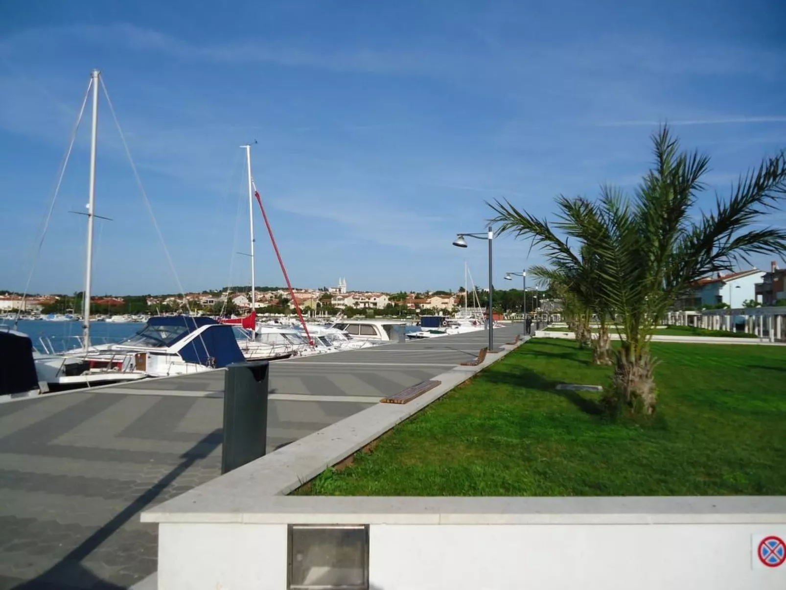 Modernes und komfortables Wohnen in der Wohnung-Image-tags.info