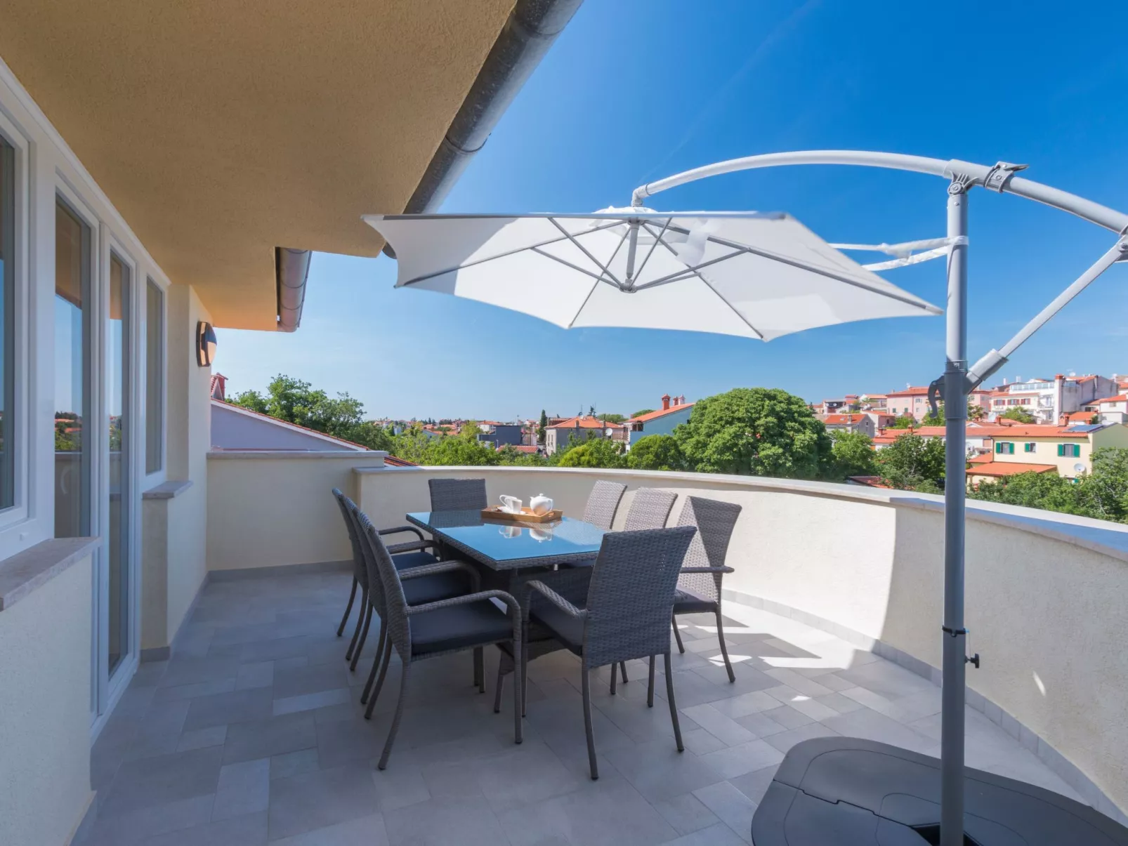 Luxus-Wohnung Igor Attic-Buiten