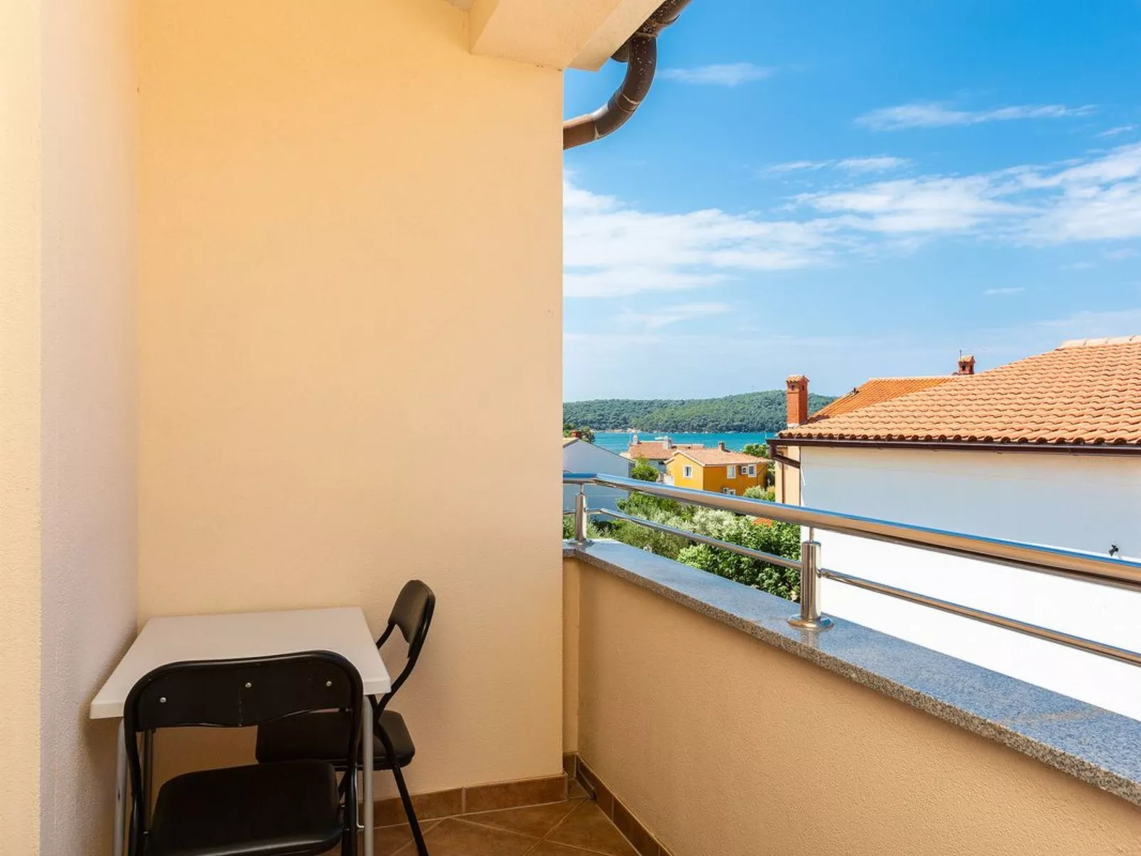 Für 4 Personen ca. 40 m&sup2; in Medulin, Istrien (Medulin und Umgebung)-Buiten