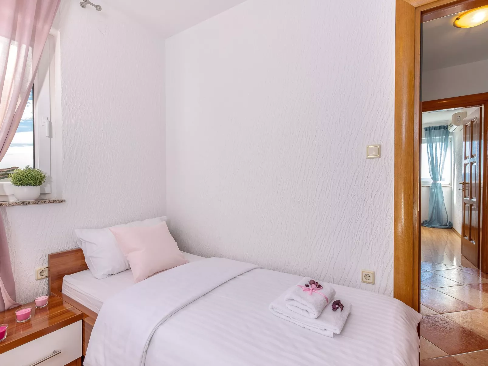 Wohnung "Vila Marija" mit Gemeinschaftspool - Binnen