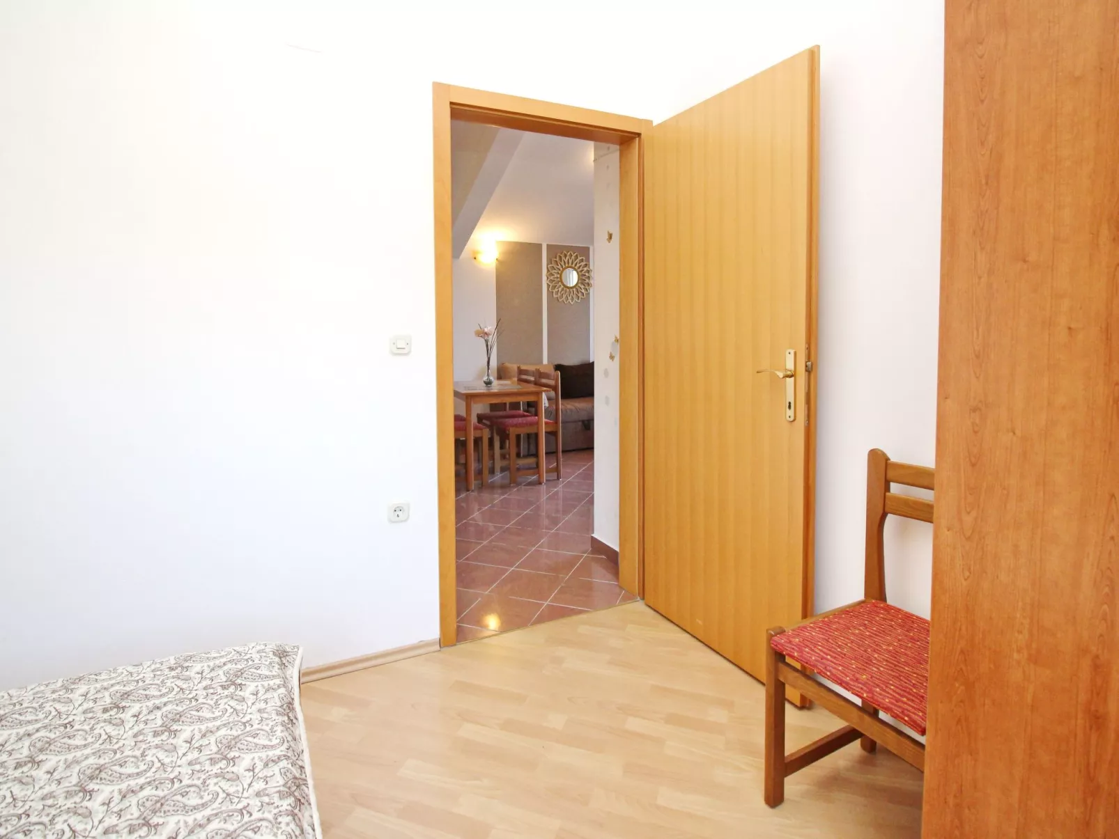 Modern eingerichtete Apartment für 4 Personen mit Meerblick-Binnen