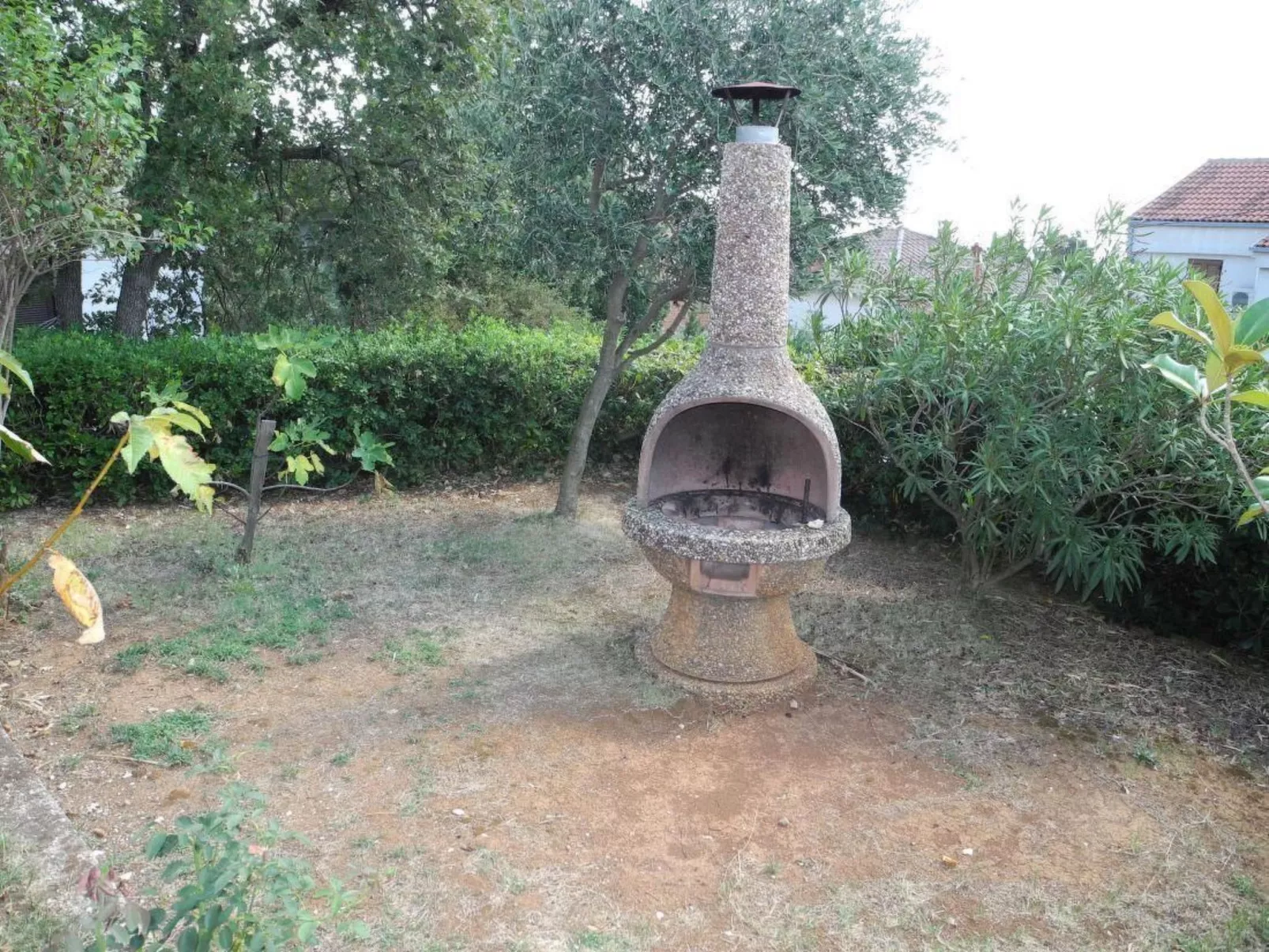 Appartement mit Balkon und Meerblick-Buiten