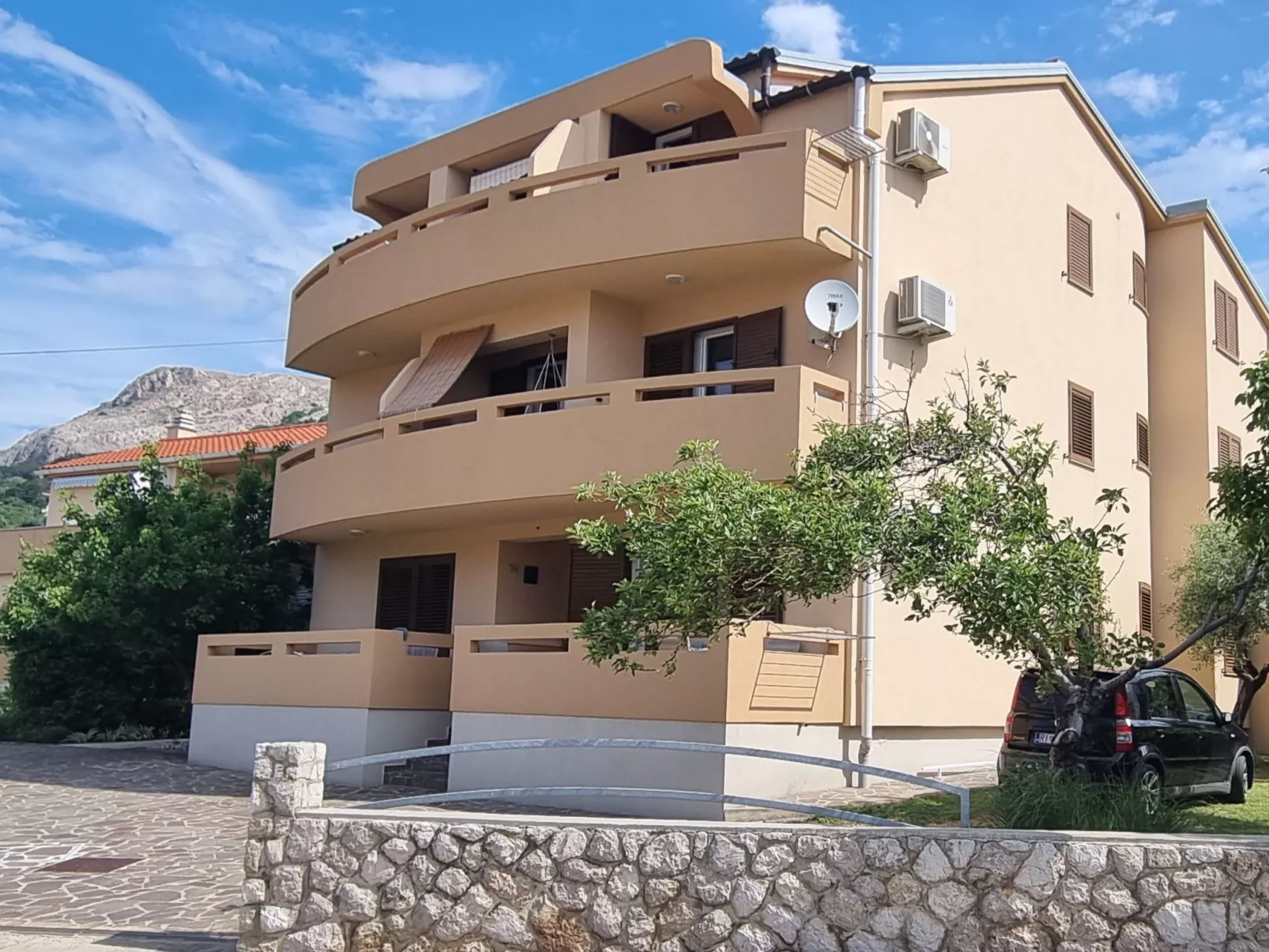 Wohnung in Baška mit Eigenem Balkon-Buiten