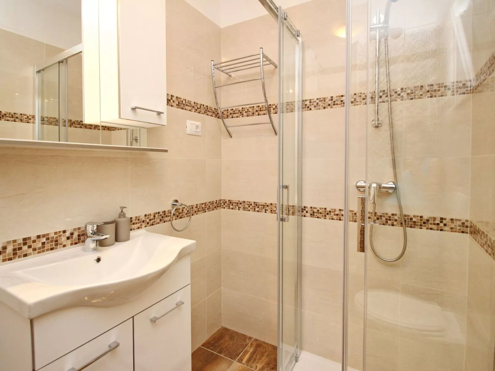 Gemütliche Ferienwohnung in Baška mit Eigenem Balkon - Binnen