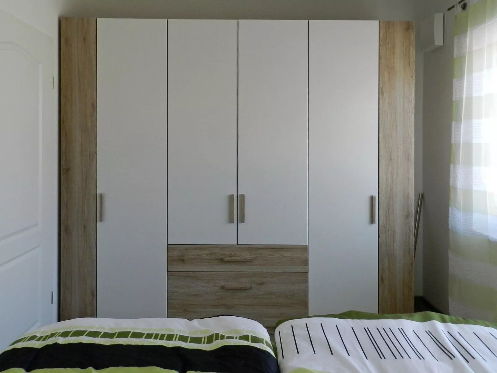 Gesamte Wohnung in Burhave mit Eigener Terrasse-Image-tags.info