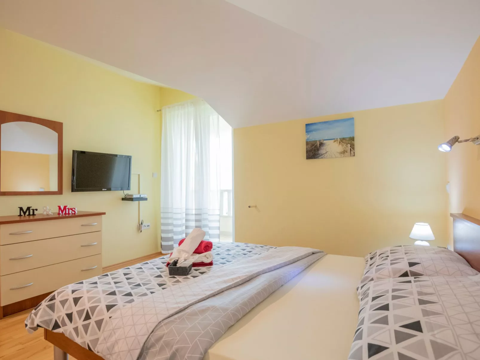 Villa "Mile" mit beheiztem Pool, Grill und Terrasse-Binnen