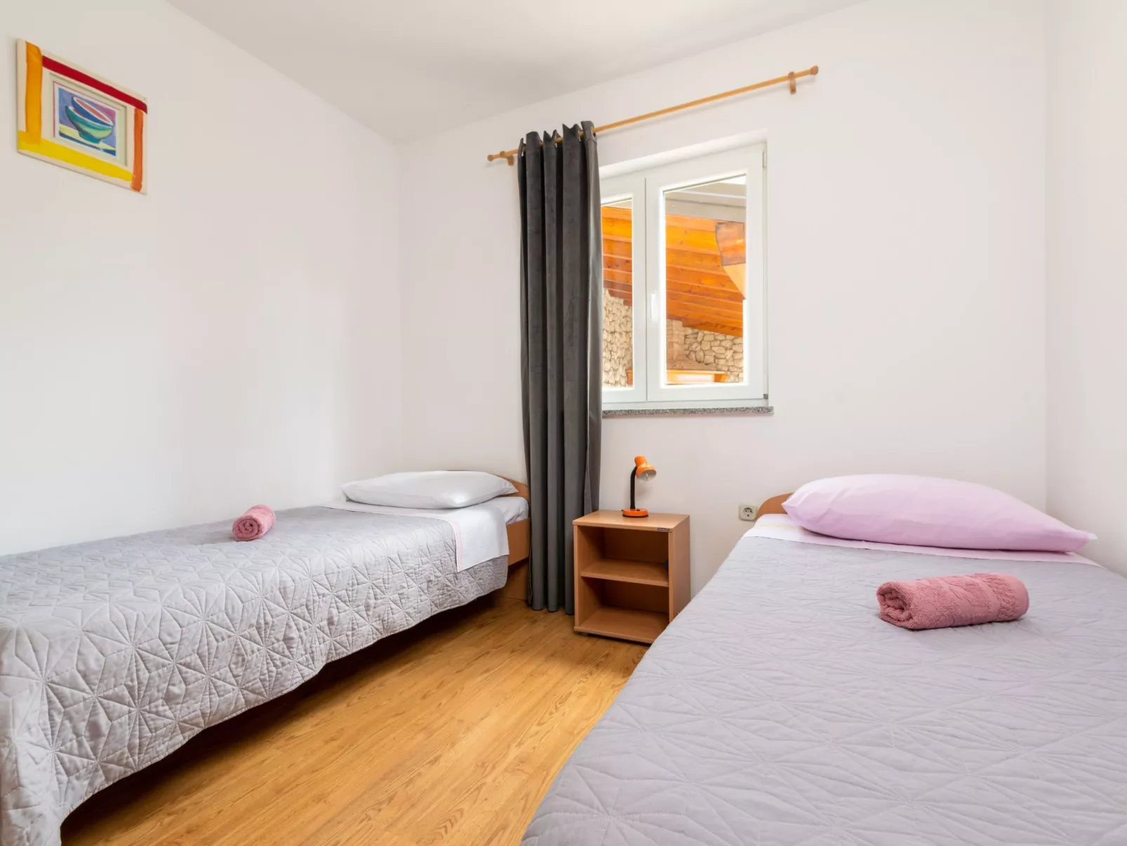 Am Südhang gelegen mit Meerblick-Binnen