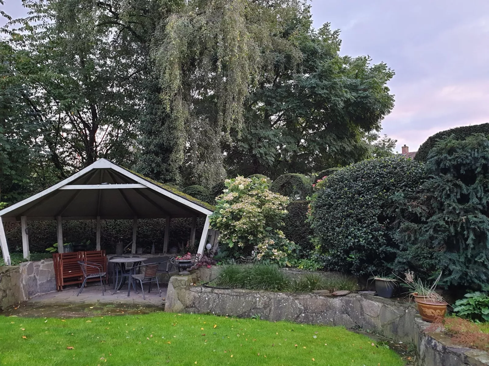 Gemütliches Haus mit eingezäuntem Garten-Buiten