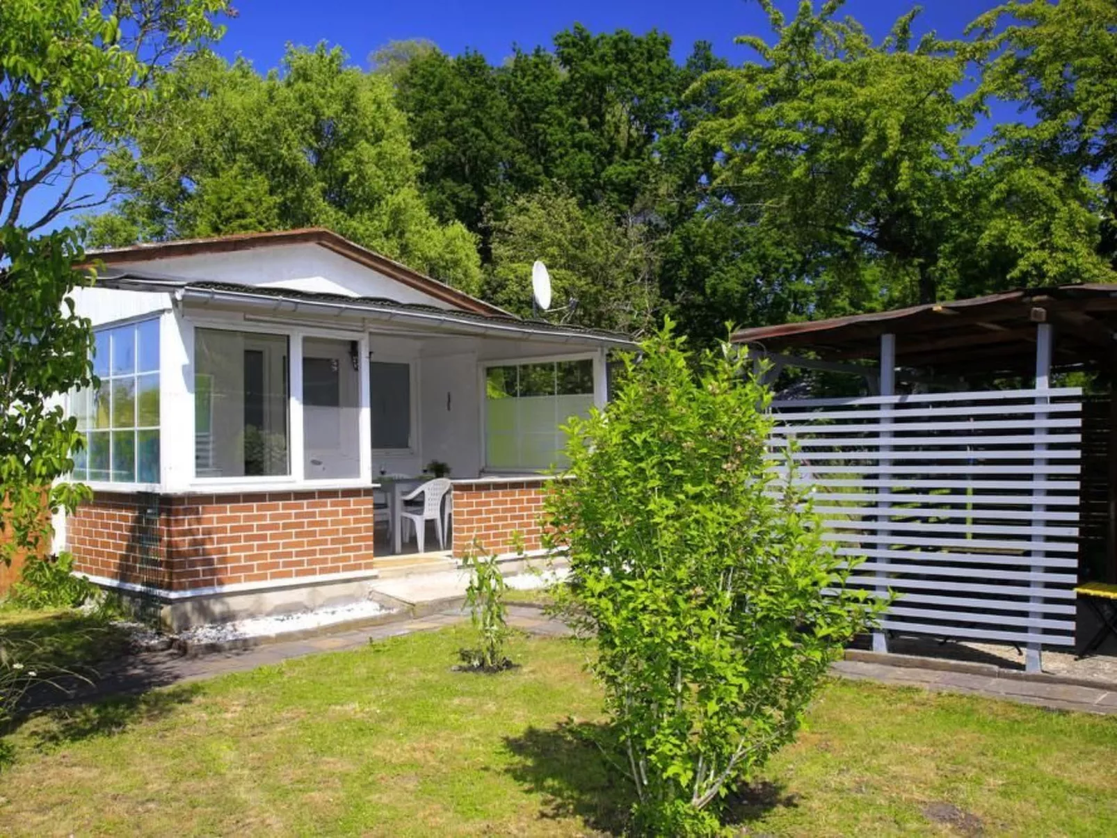 In Storkow mit Schönem Garten-Buiten