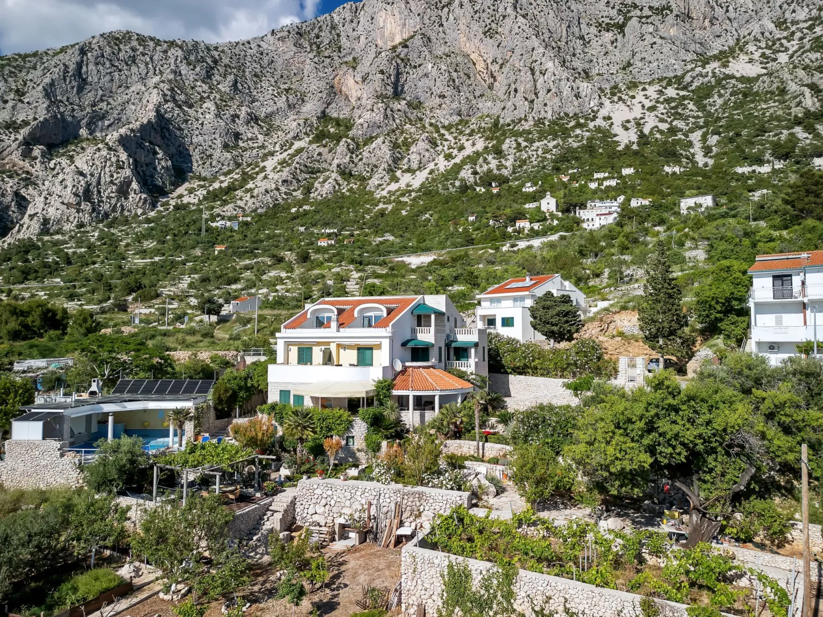 Villa Margitta mit Pool, Tennisplatz und Meerblick-Buiten