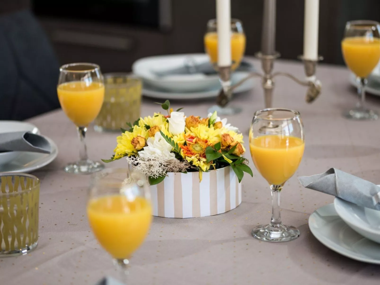 Schönes Haus für 8 Personen mit großem Schwimmbad-Binnen