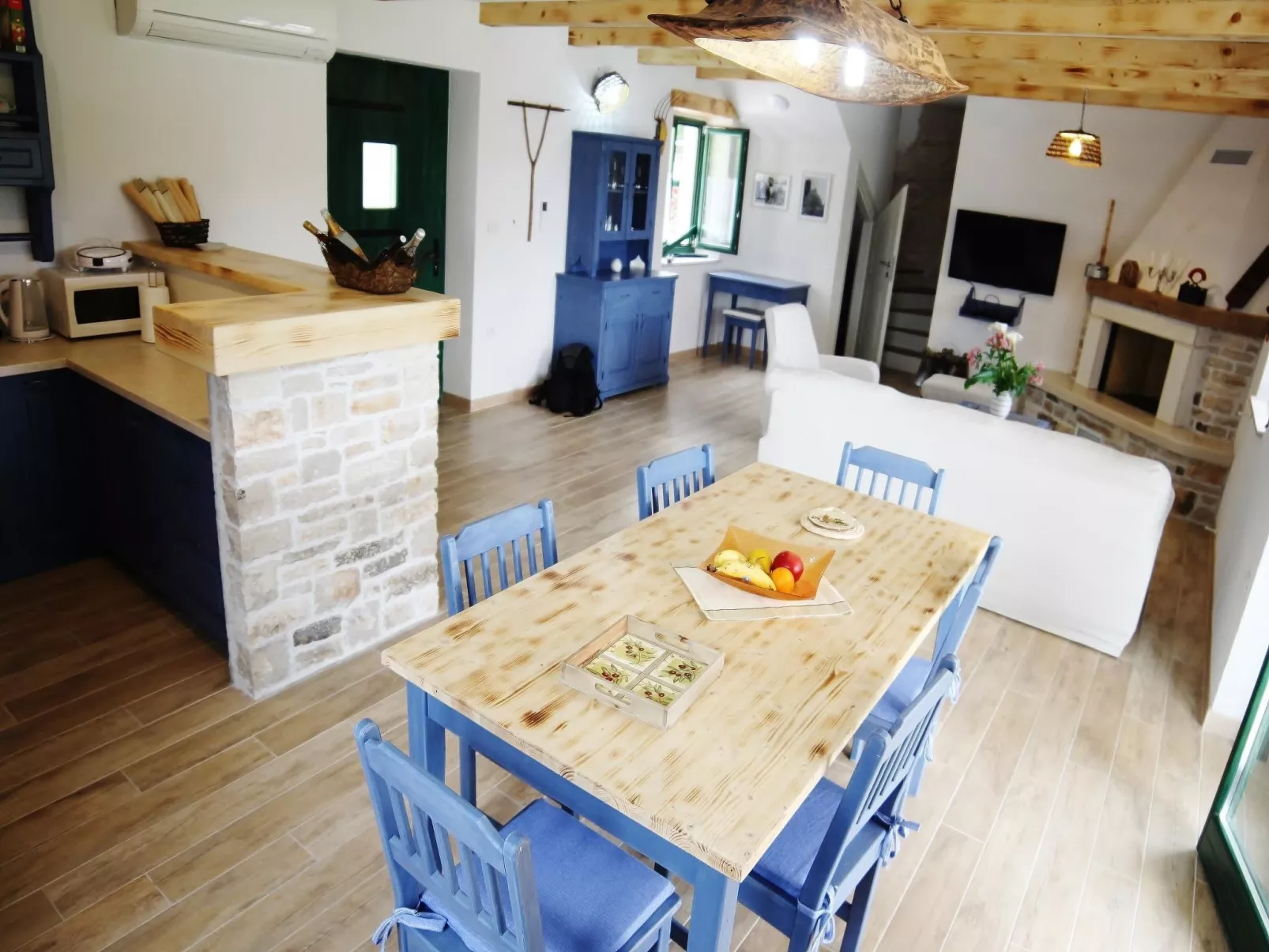 In Barat mit privatem Pool-Binnen