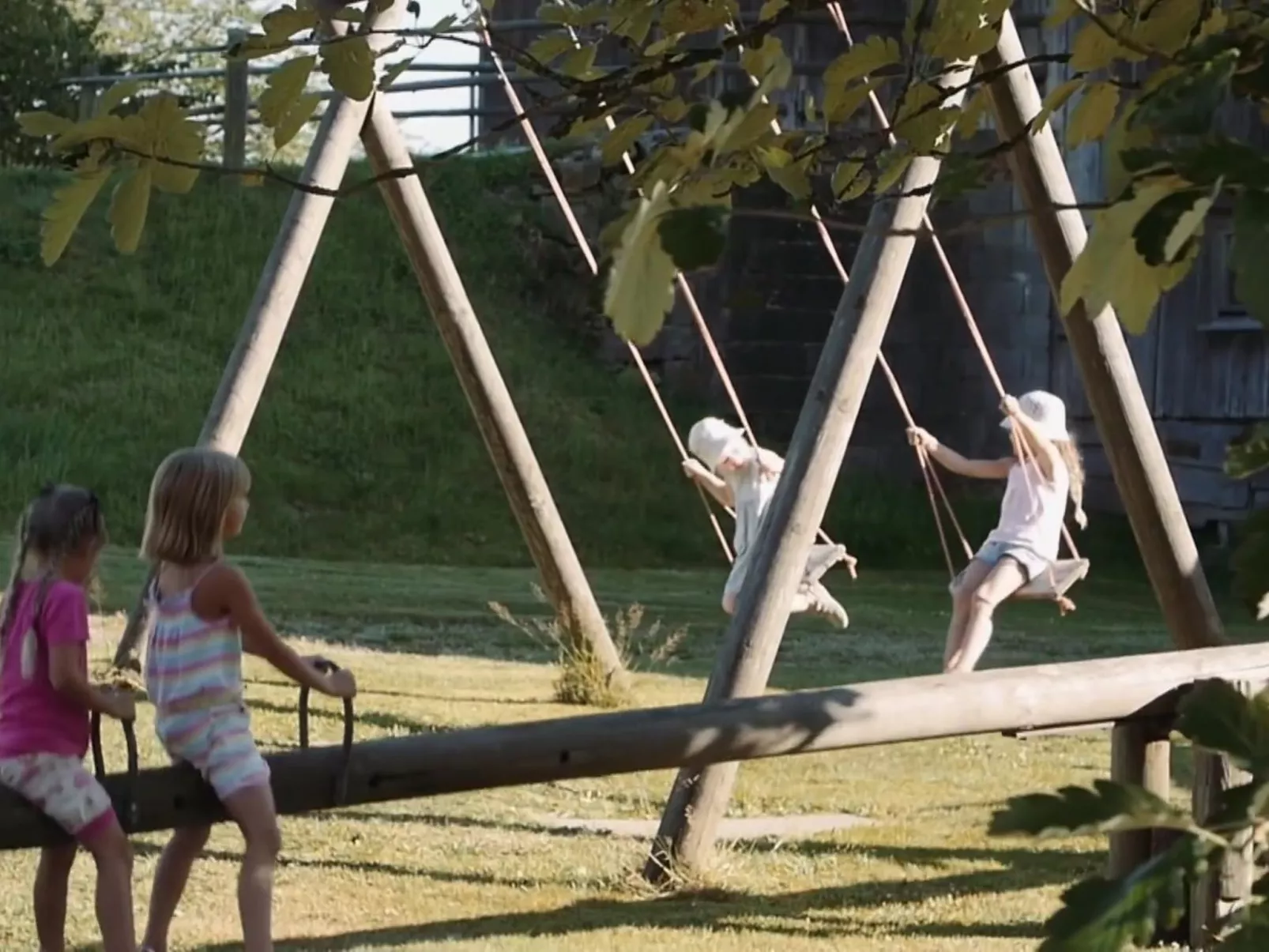 Uriges Blockhaus für 5 Personen-Buiten