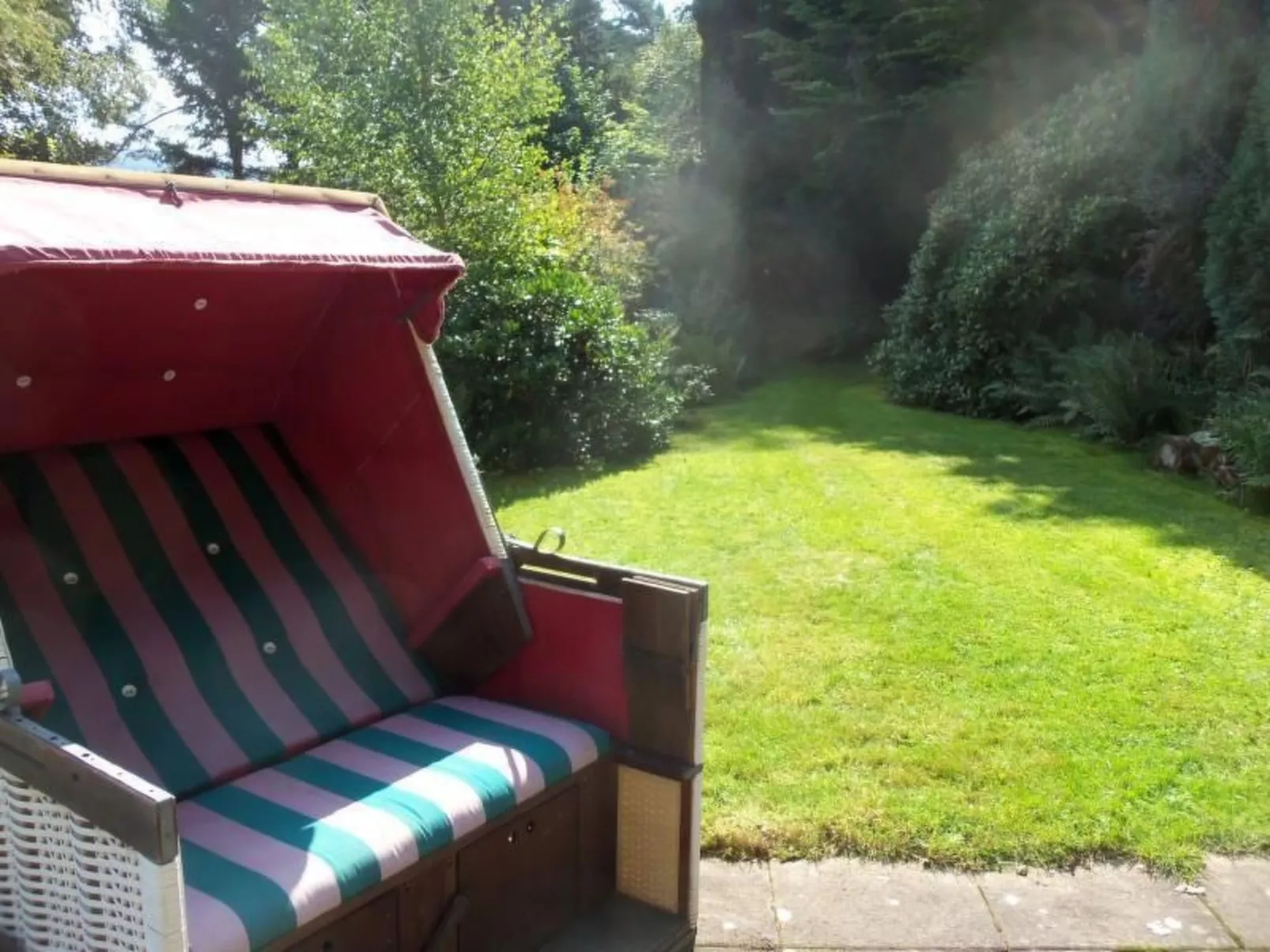 Ederseeblick in Bringhausen am Edersee-Image-tags.info