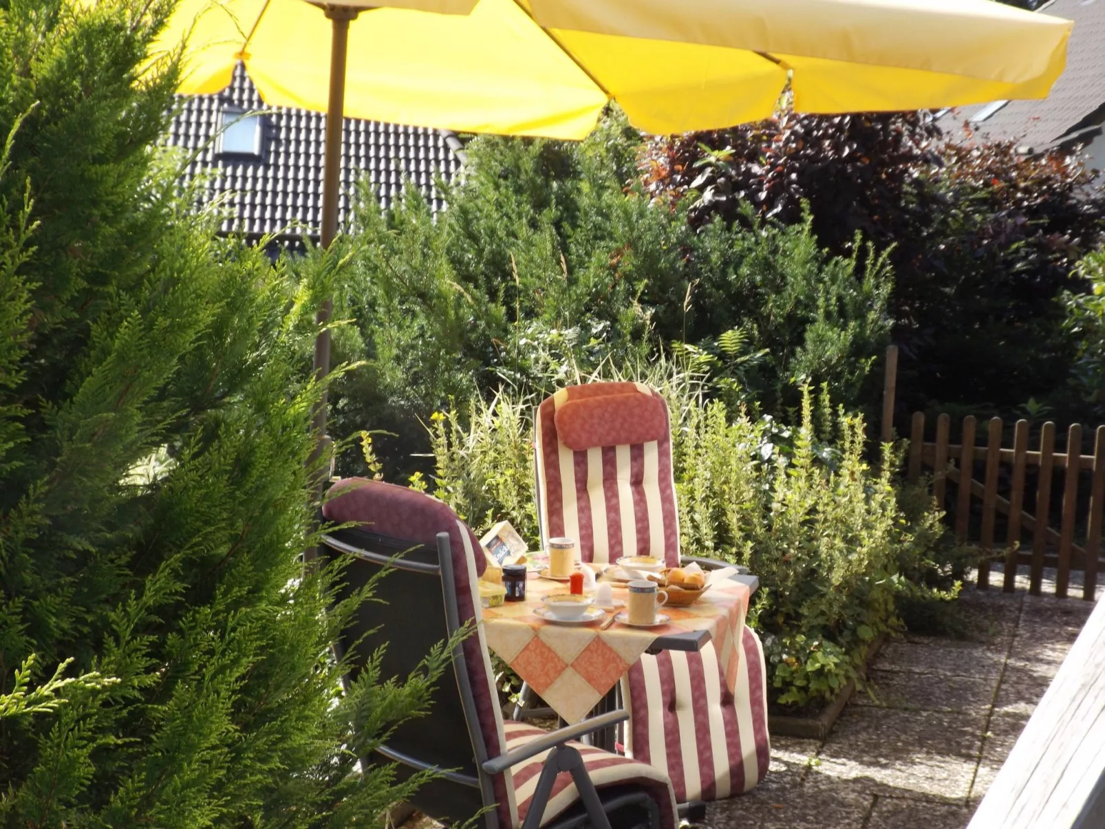 Premium-Ferienwohnung mit Bergblick im Haus Hopfe-Buiten
