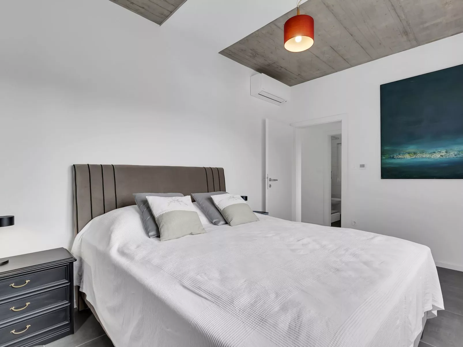 Modernes Ferienhaus in Zaostrog mit Beheiztem Pool-Image-tags.info