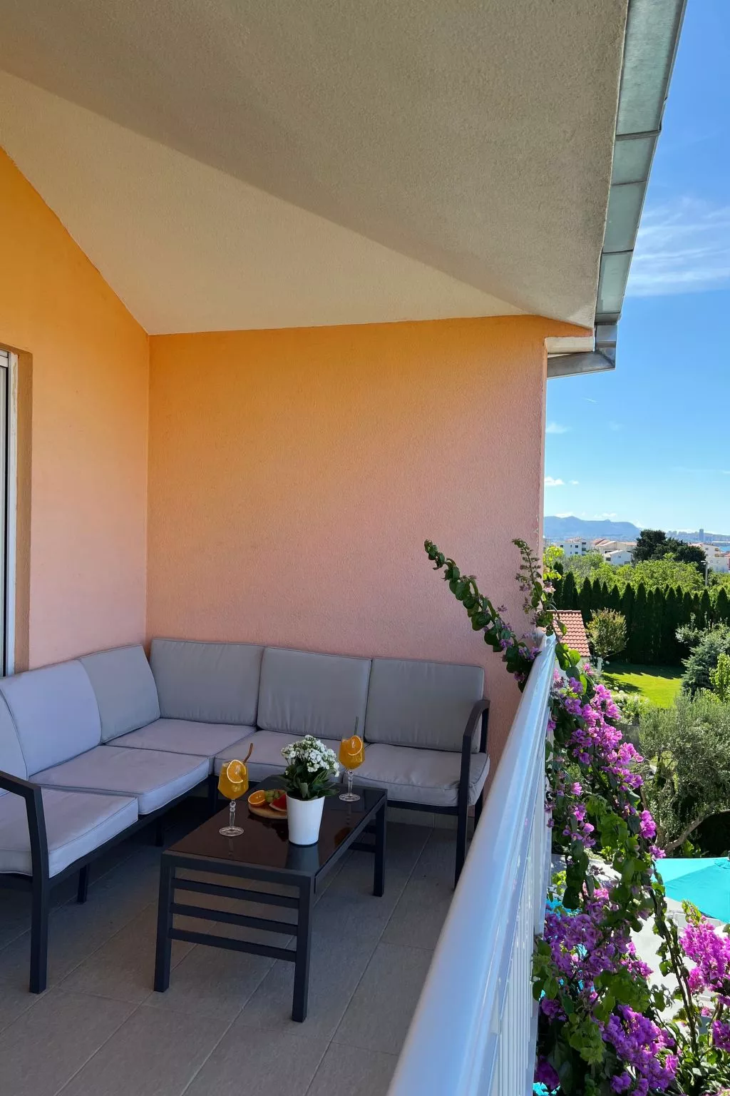 Moderne Meerblick ap.1 mit Pool und Terrasse bbq in der Nähe von Split Trogir-Buiten