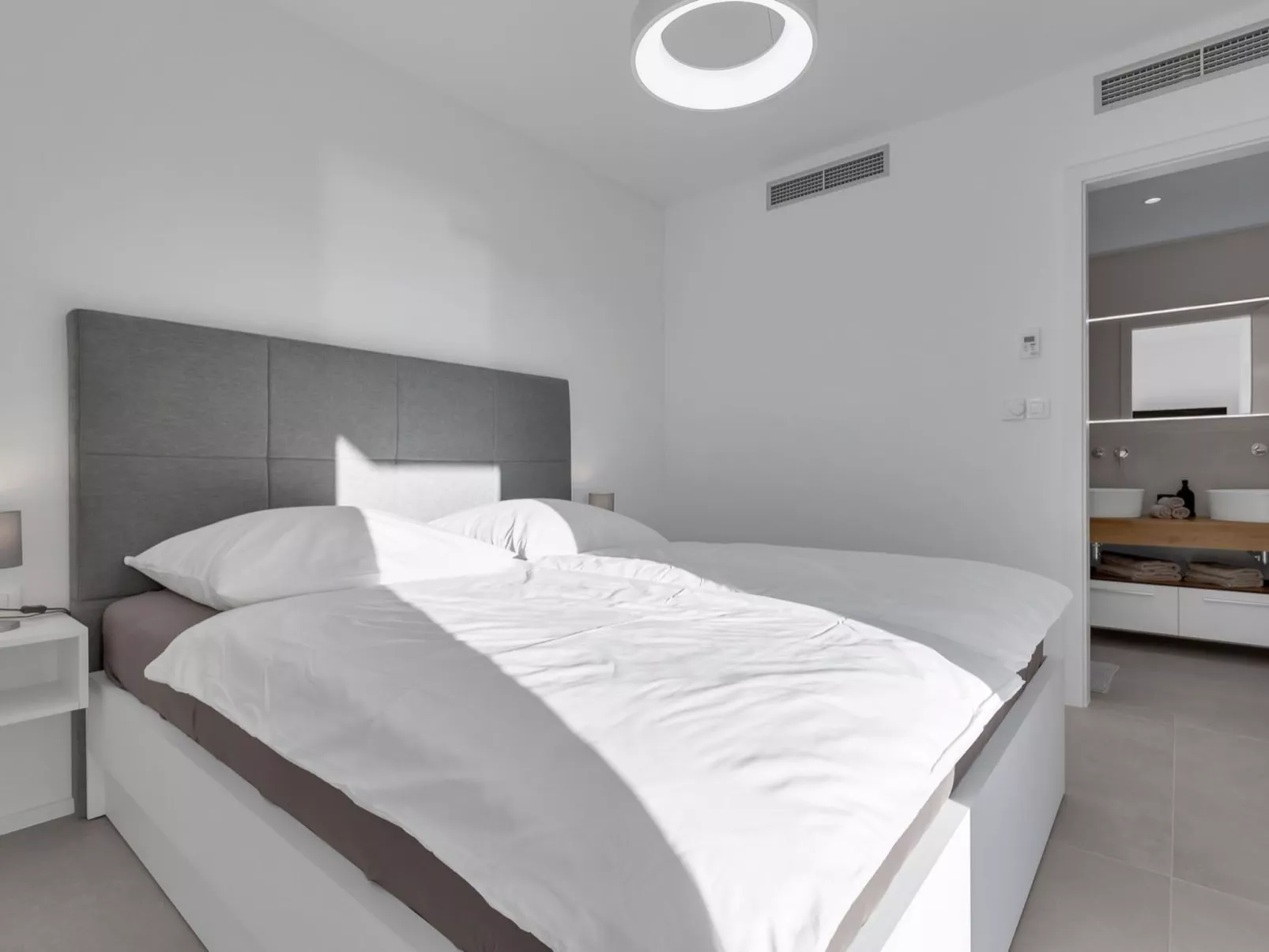 Apartman DeLux with private pool-Binnen