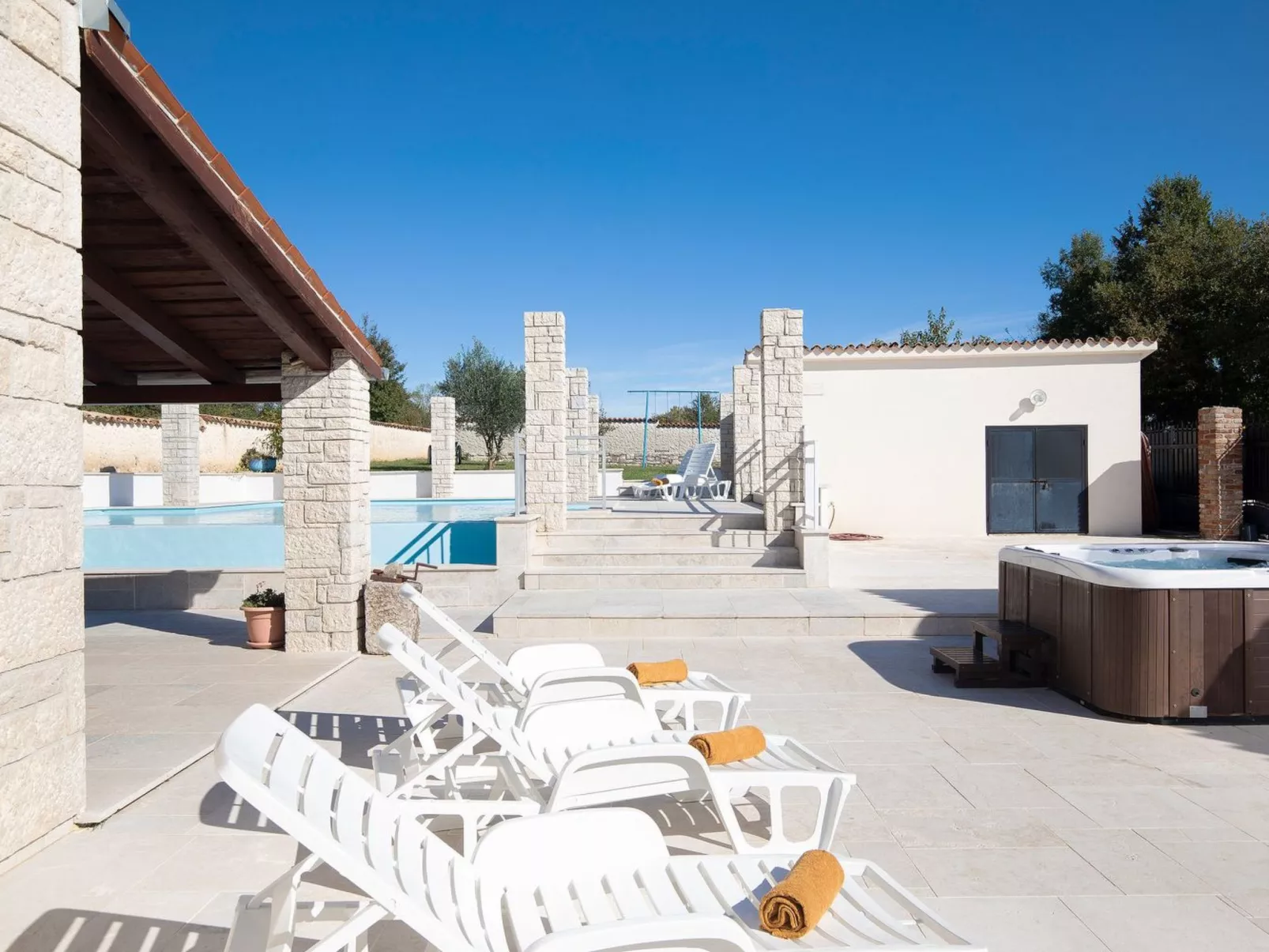 Für 6 Personen und 2 Kinder in Ružići bei Pazin, Istrien (Binnenland von Istrie-Buiten