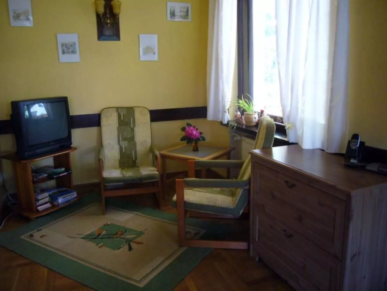 "Villa Petra" mit eigener Terrasse-Binnen