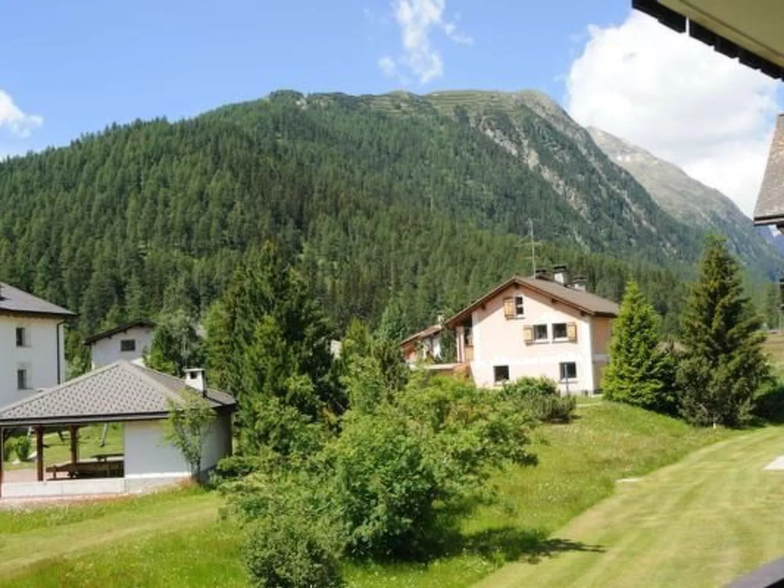 Chesa Buêra ÖV inkl.-Buiten