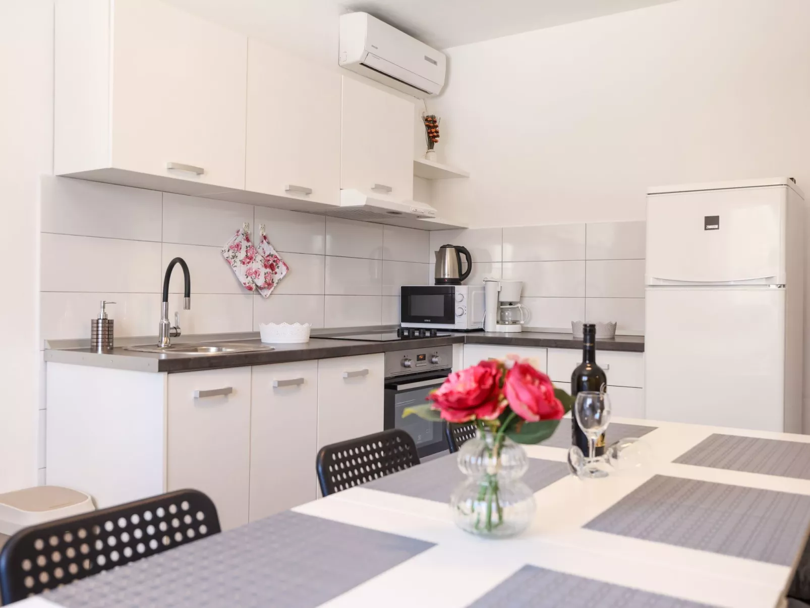 Wohnung "Wohnung A1" direkt am Strand - Binnen