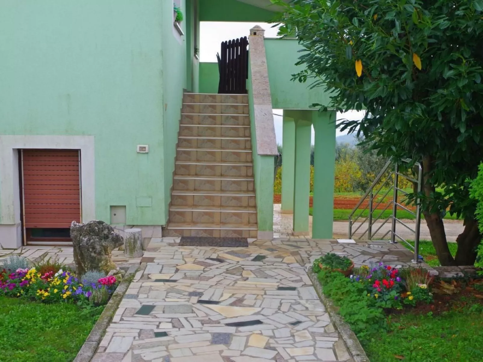 Wohnung mit privatem Pool und herrlicher Aussicht-Image-tags.info