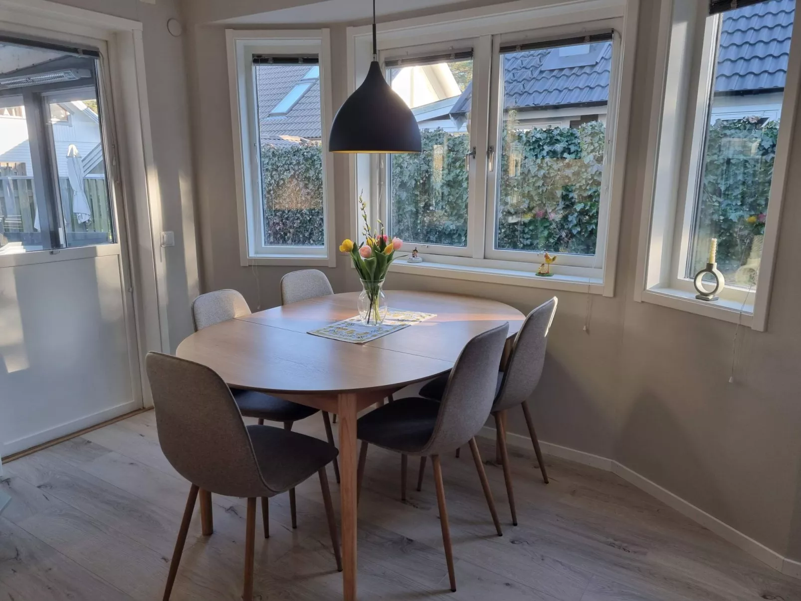 "Paradisvägen" direkt am Strand-Image-tags.info