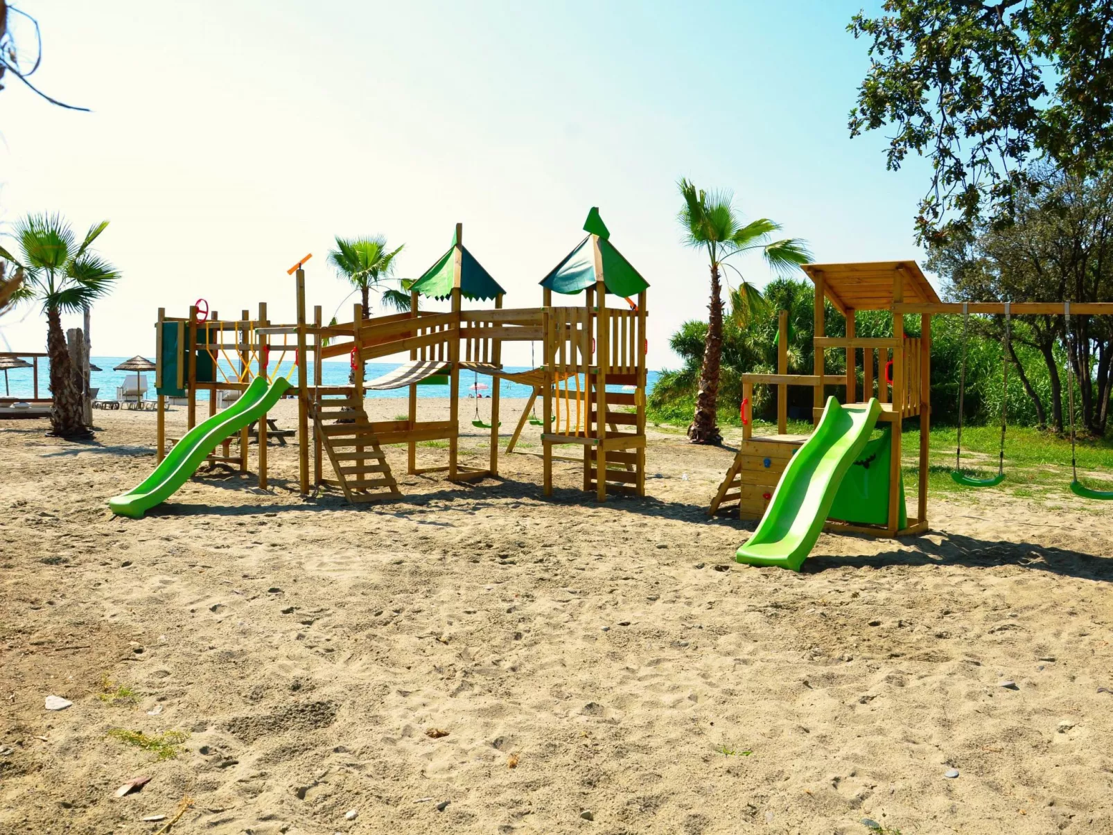 Marea Resort Wohnung mit Schwimmbad-Buiten