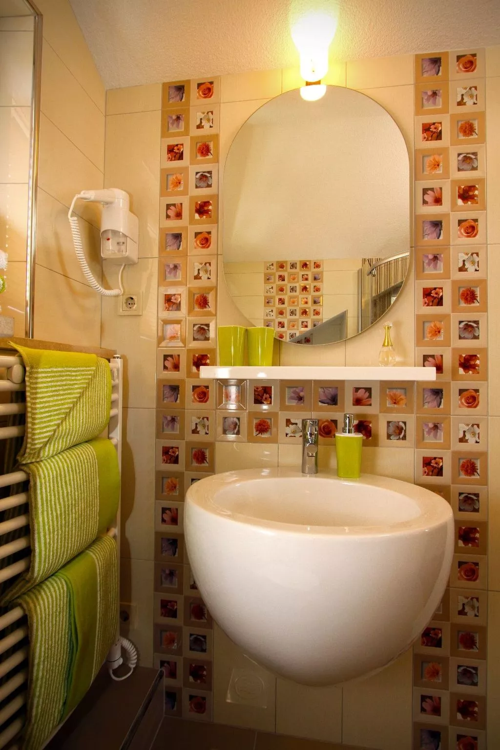 In Bol mit privatem Parkplatz-Binnen