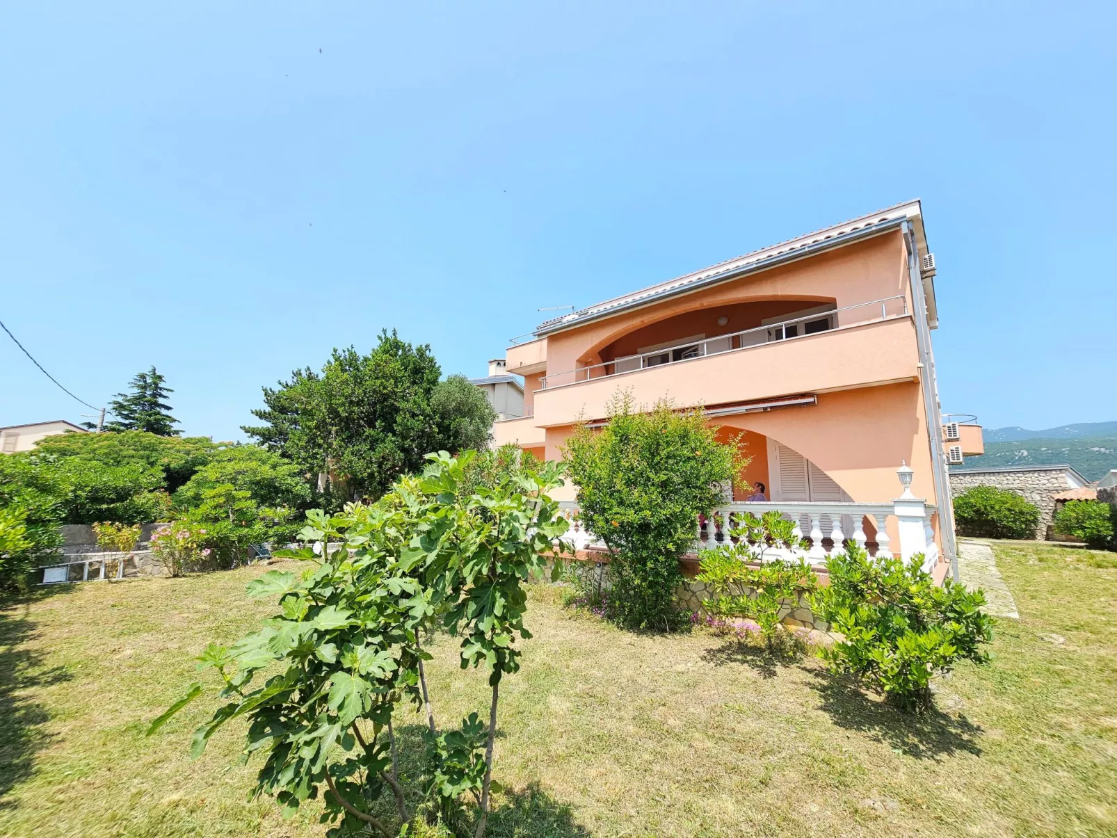 Wohnung für max. 5 Personen mit Terrasse-Buiten