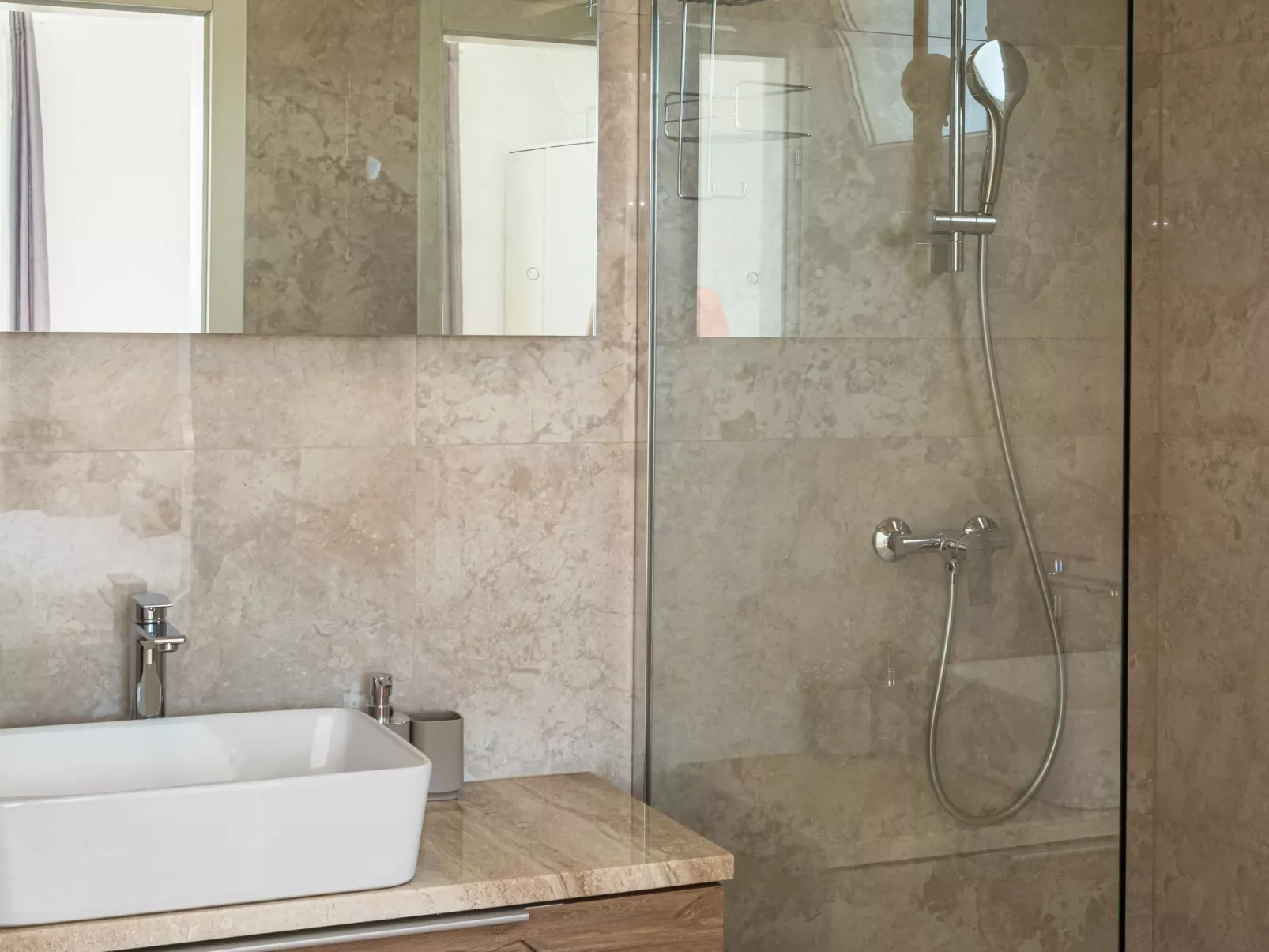 Ferienvilla 'Villa Zarello-Binnen