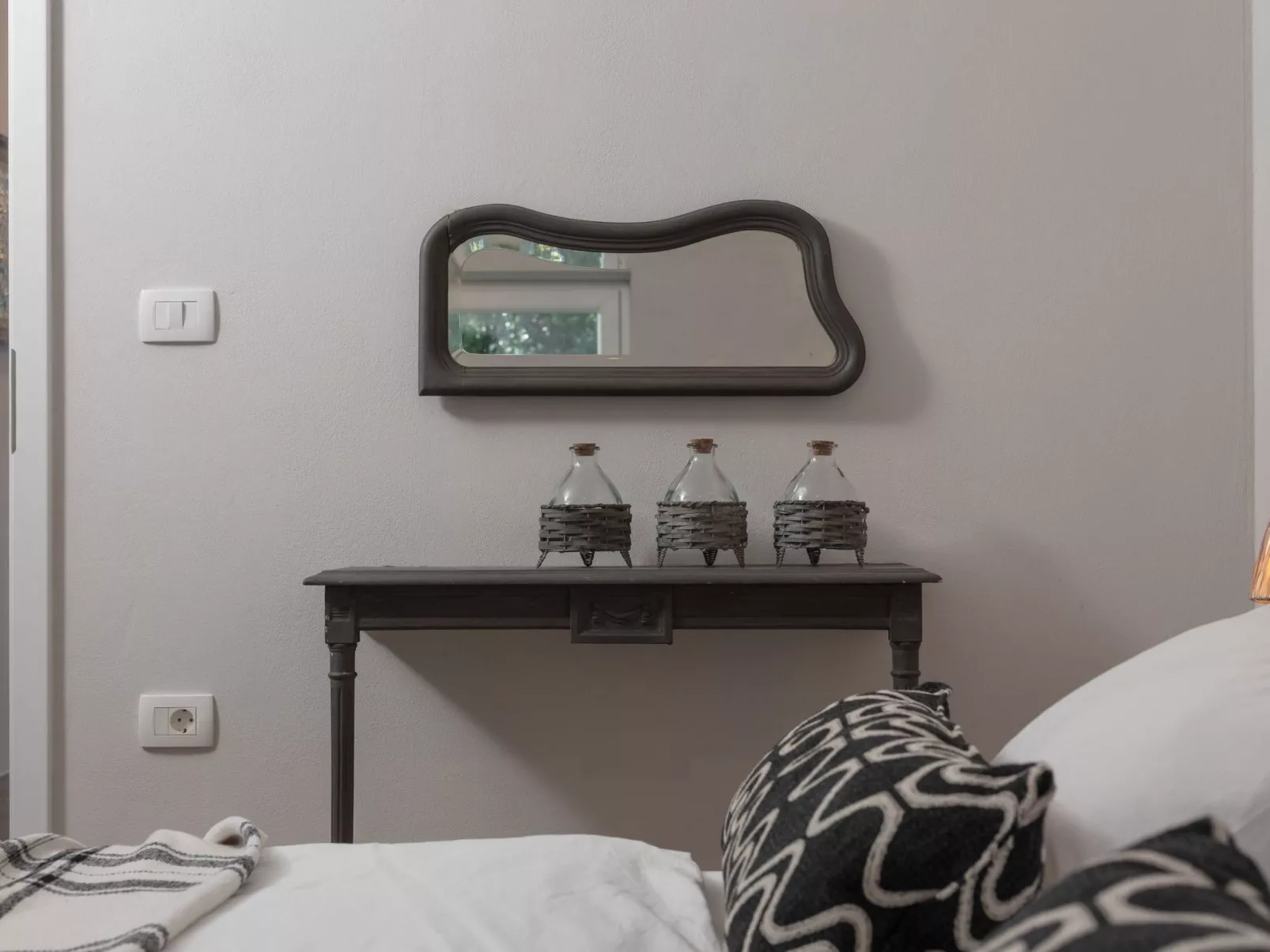 Mit eigenem Pool-Binnen