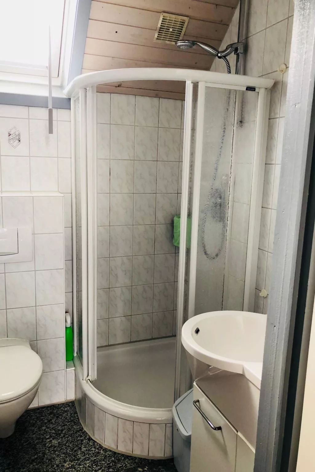 Charly in Kirchheim Seepark-Binnen