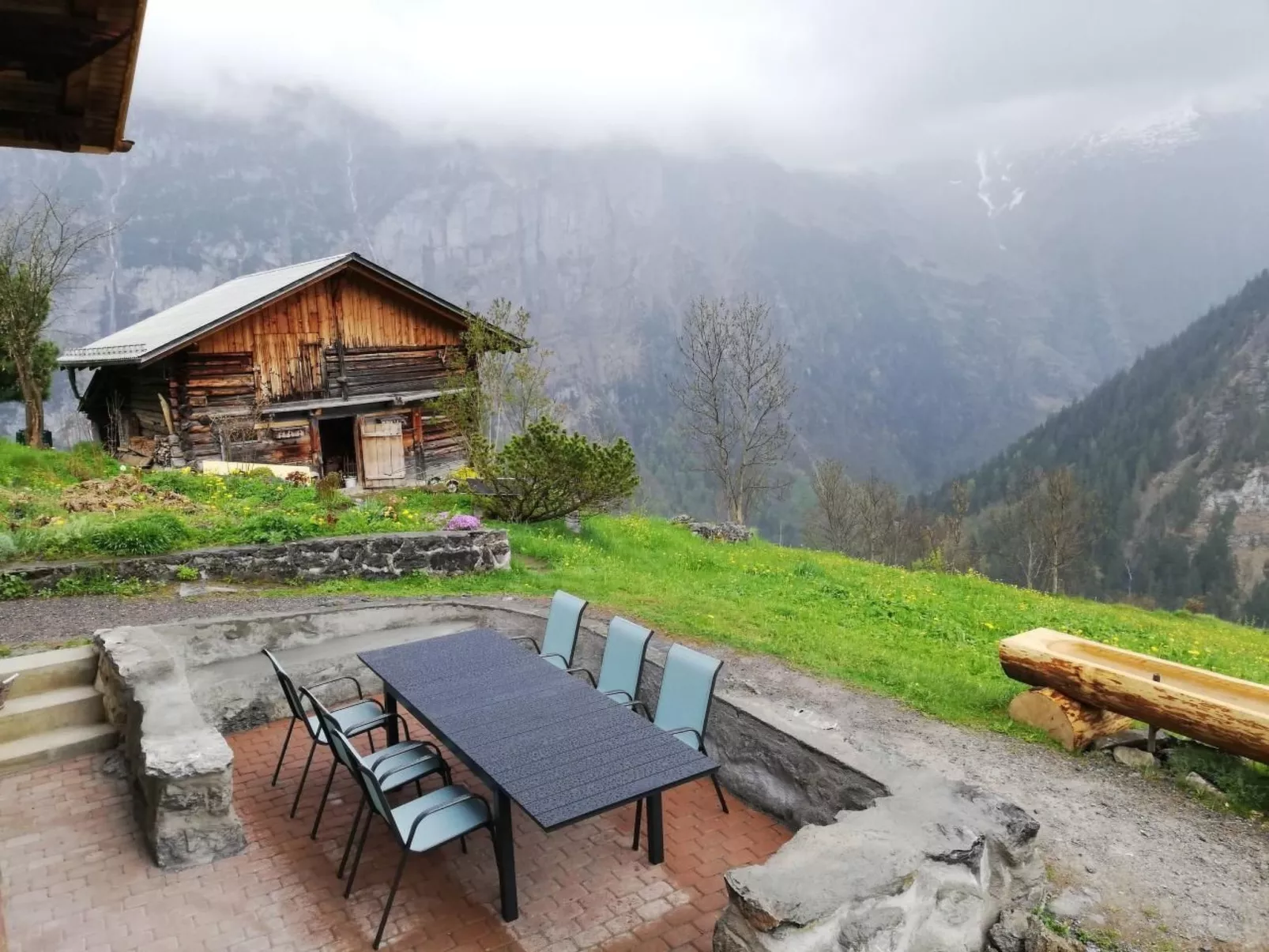 Mit Bergblick-Buiten