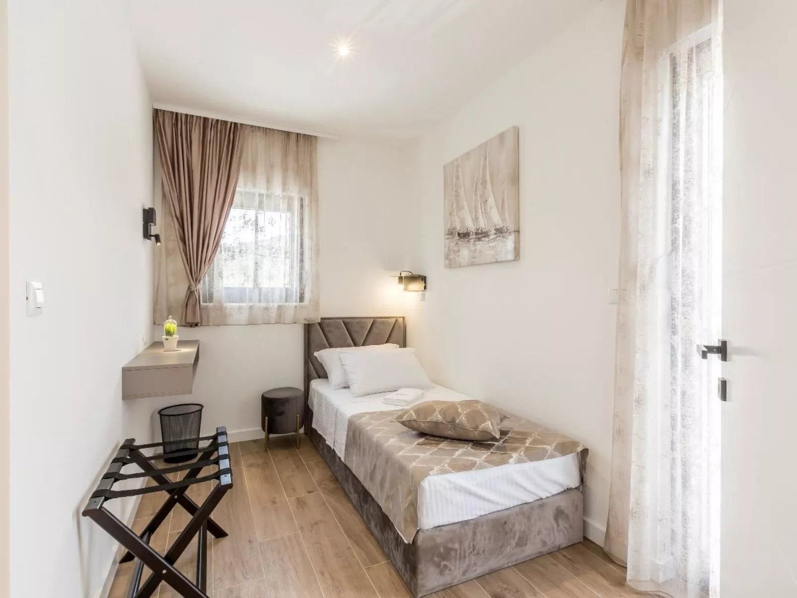 Villa Diana, modern gestaltet, in Dograde-Binnen