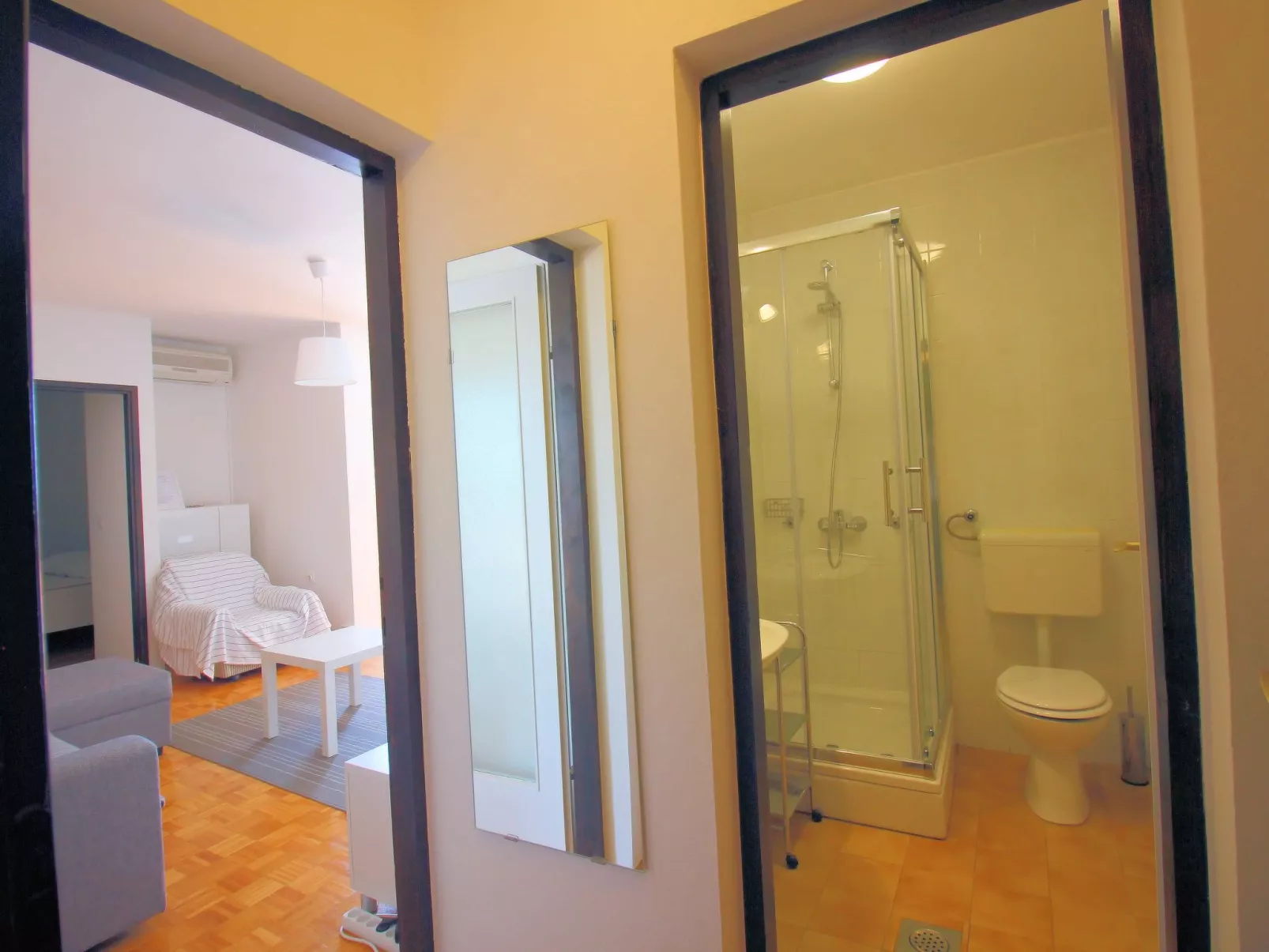 Apartment für zwei Erwachsene und zwei Kinder-Binnen