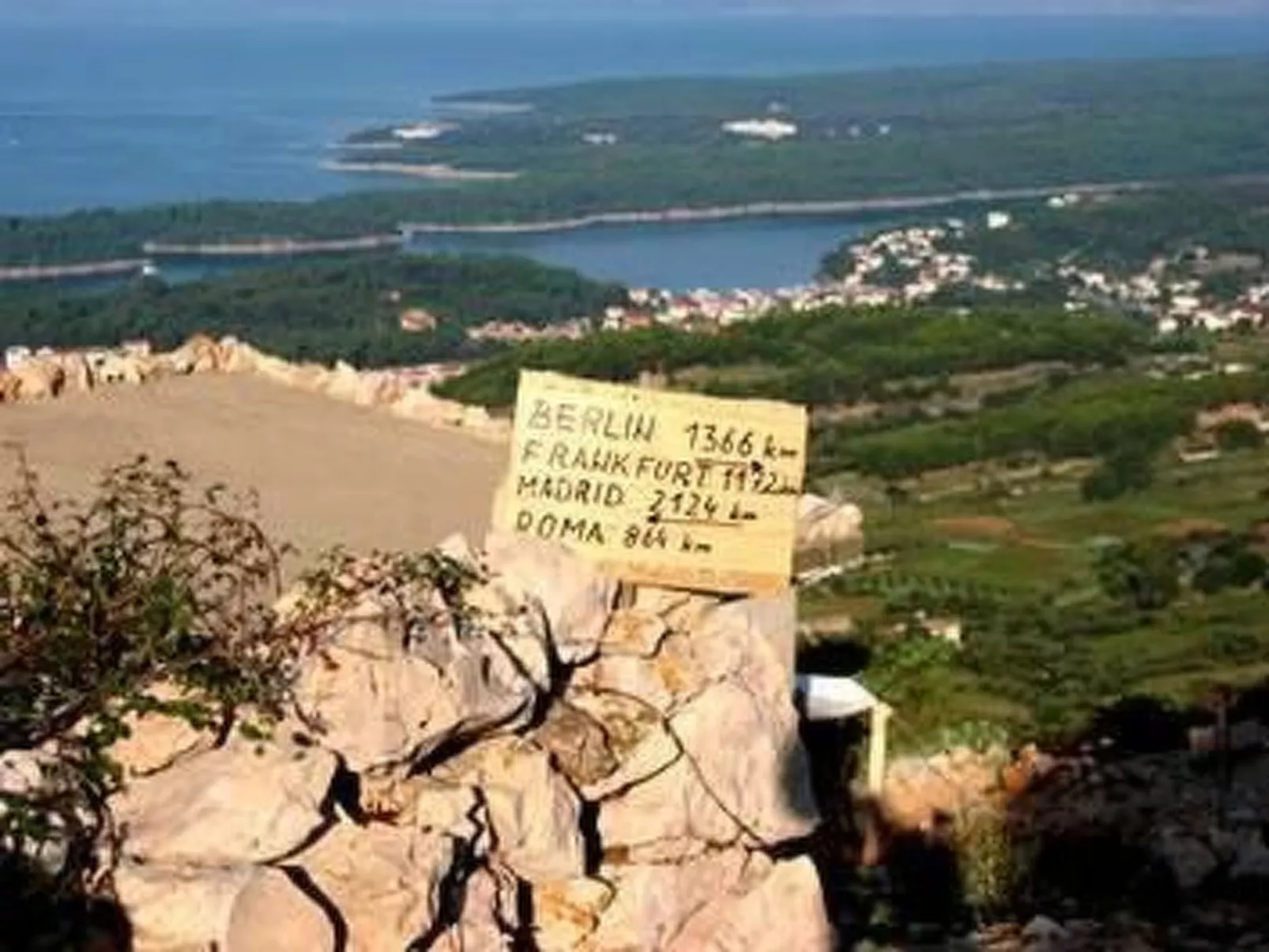 The Blue Line Ferienwohnung mit Balkon-Buiten