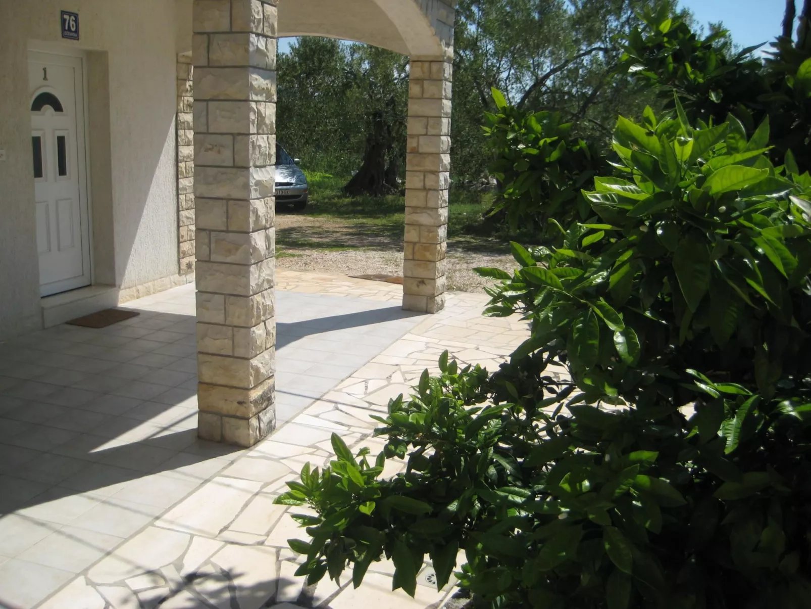 "Biserka" direkt am Strand-Buiten