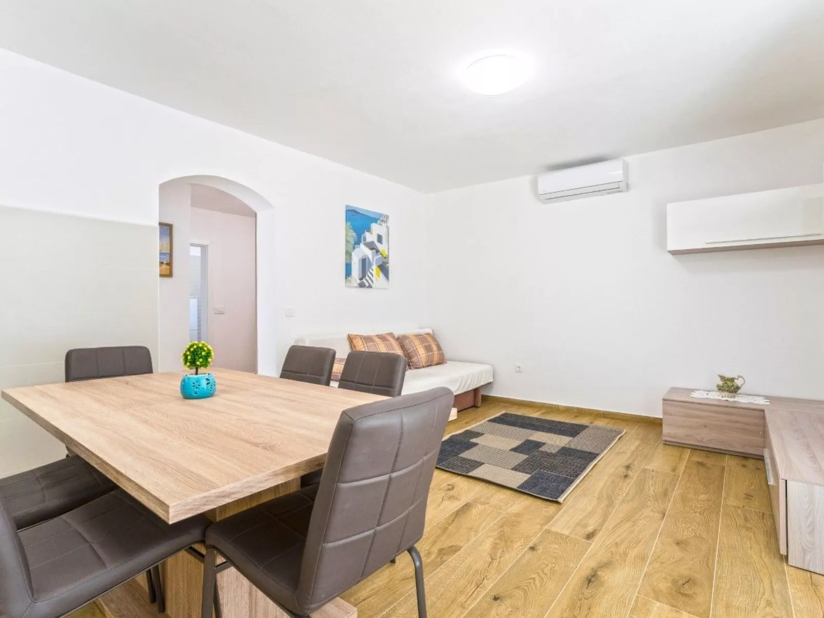 Luxuswohnung Bianca mit Pool-Binnen