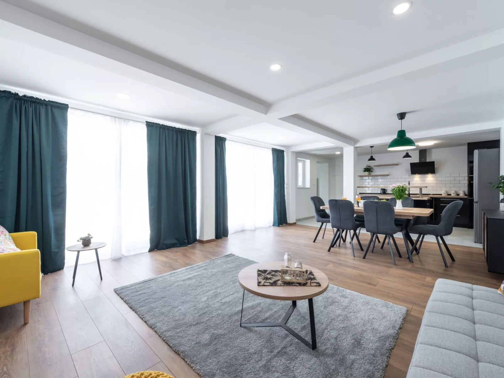 Moderne Villa mit Infinity-Pool und atemberaubendem Meerblick Dia-Binnen