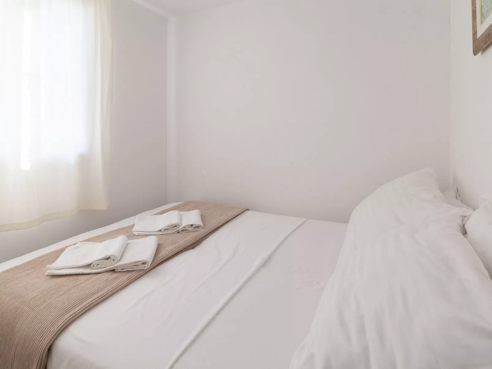 Mobilheim mit Privatparkplatz-Binnen