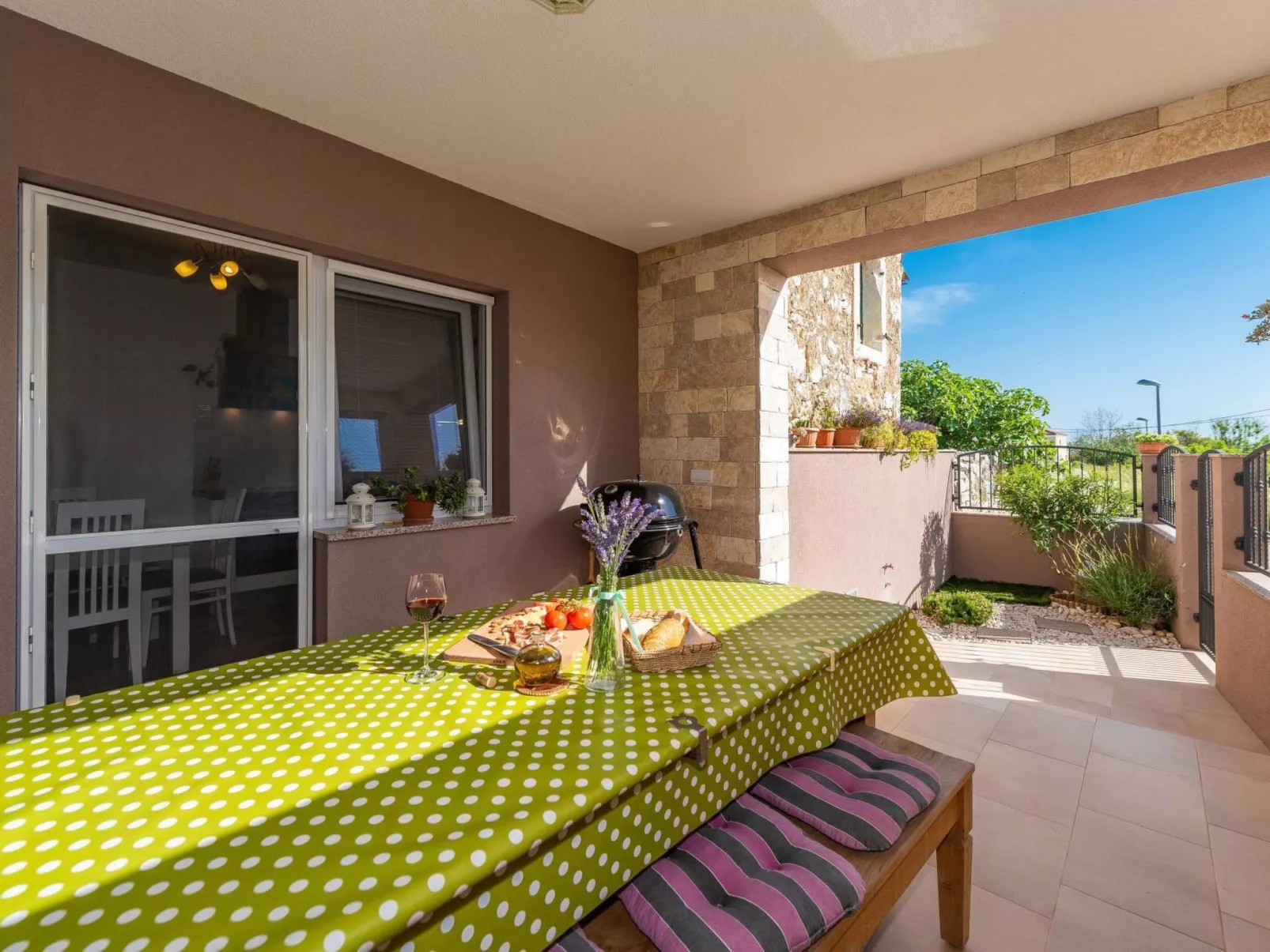 Casa Ruza in der Nähe des Meeres-Buiten