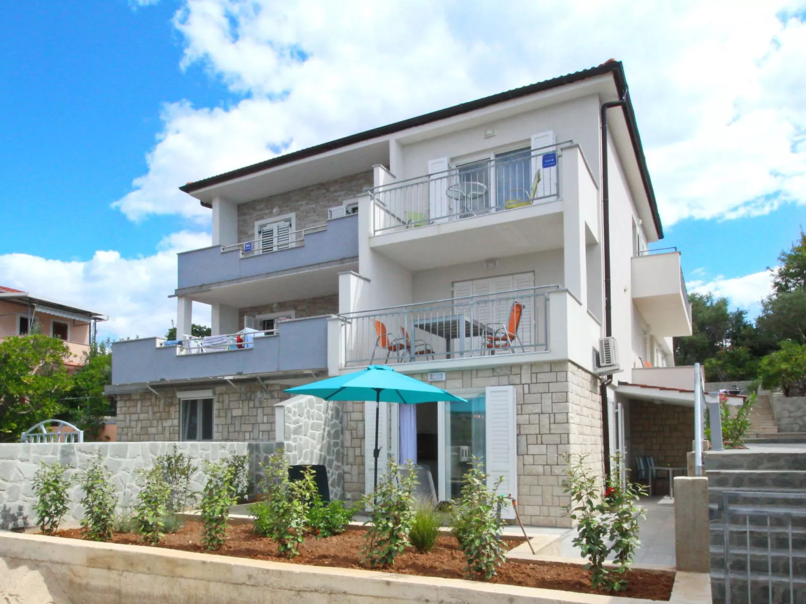 Studio Apartment More-Buiten