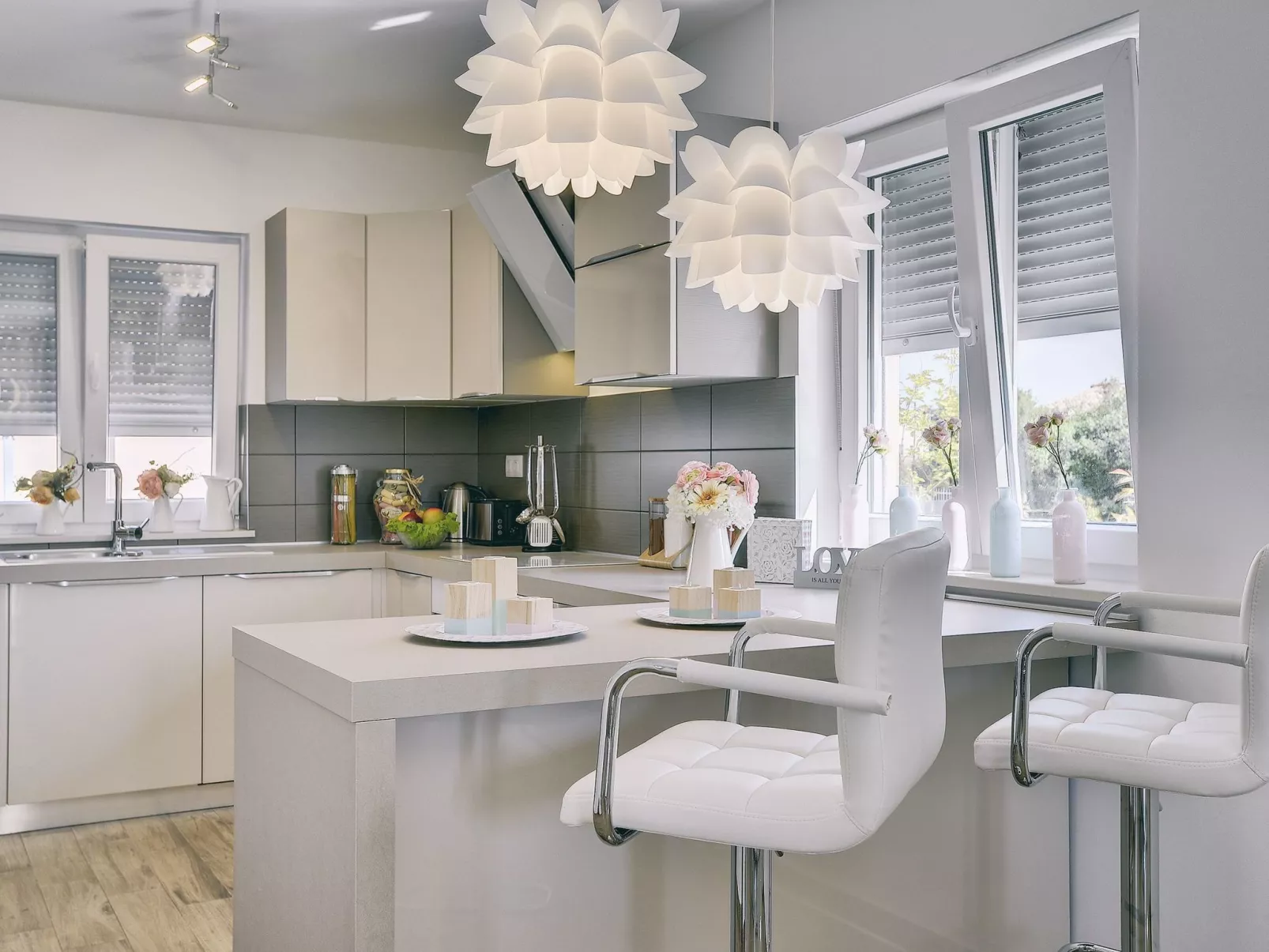 Ferienvilla mit Garten, Grill und Terrasse-Binnen