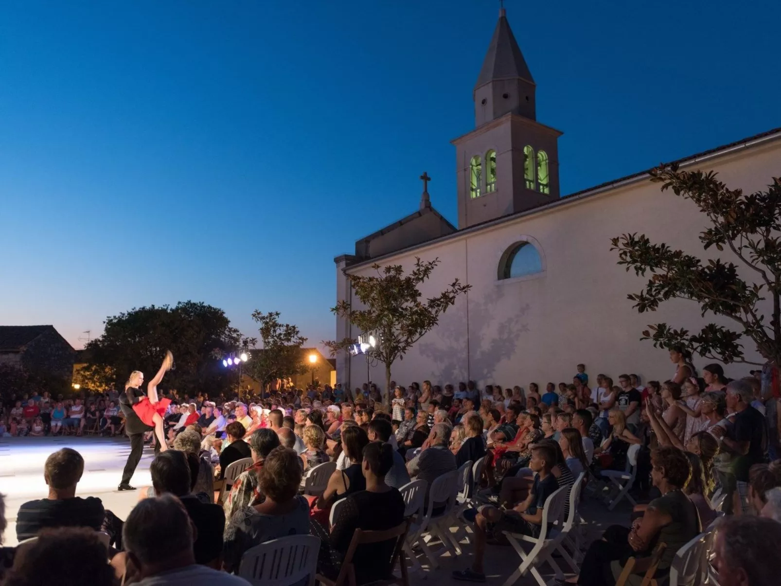 Villa Linet 6.-Buiten