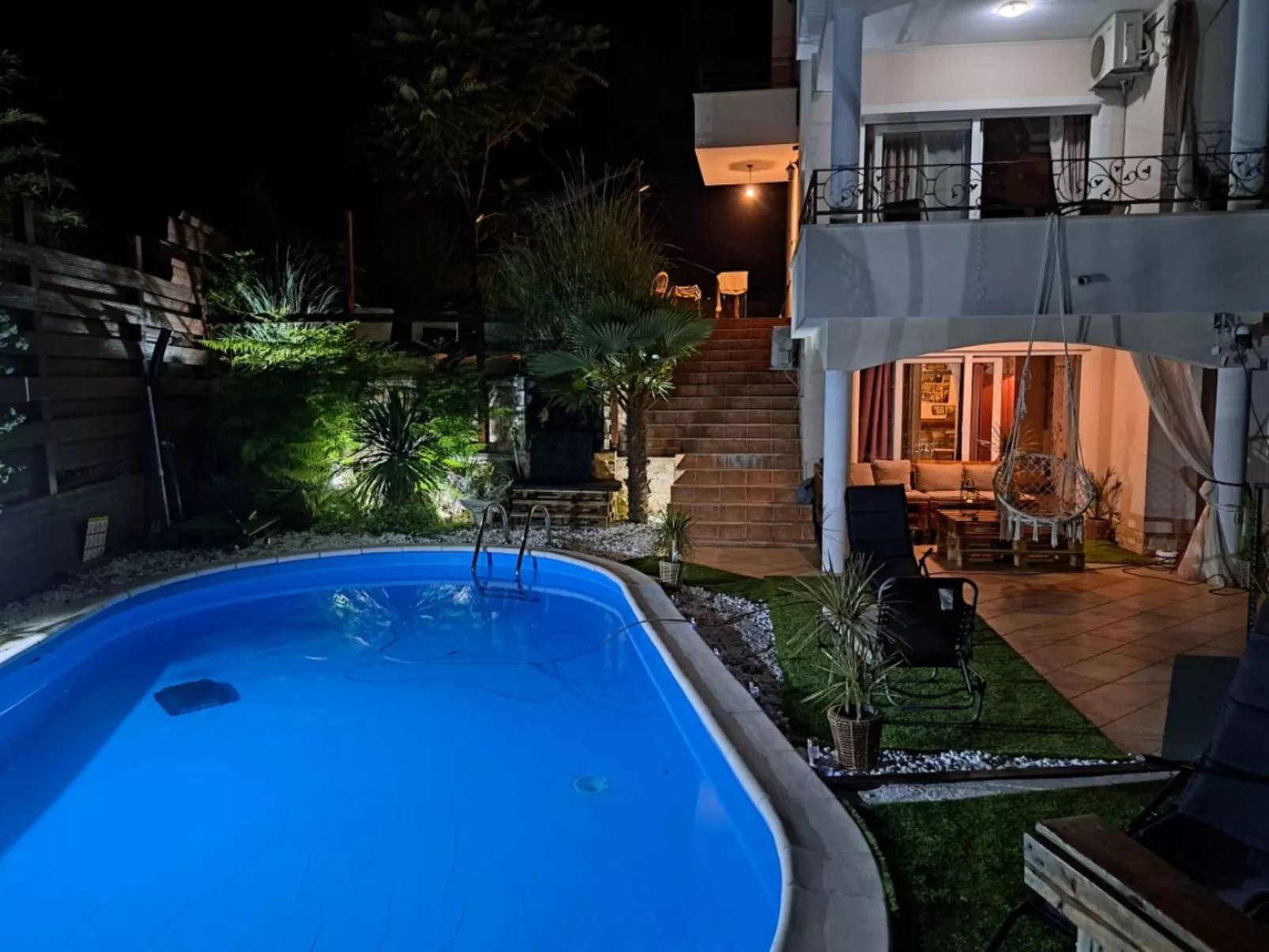 Wohnung in der Villa Emily mit herrlichem Meerblick-Buiten