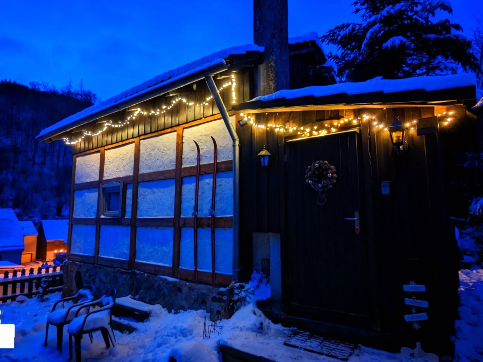 Authentisches Fachwerkhaus am Rande des Waldes-Image-tags.info