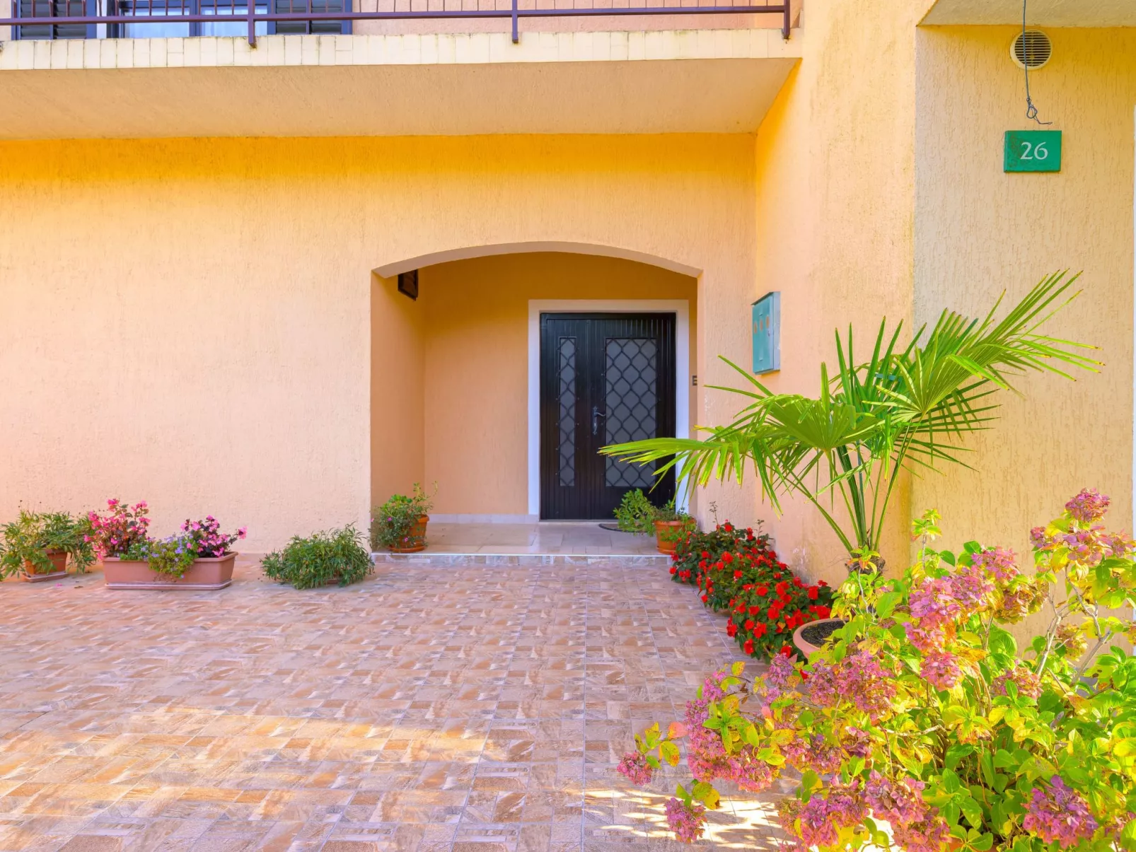 Ruhig gelegene Ferienwohnung 7-Buiten